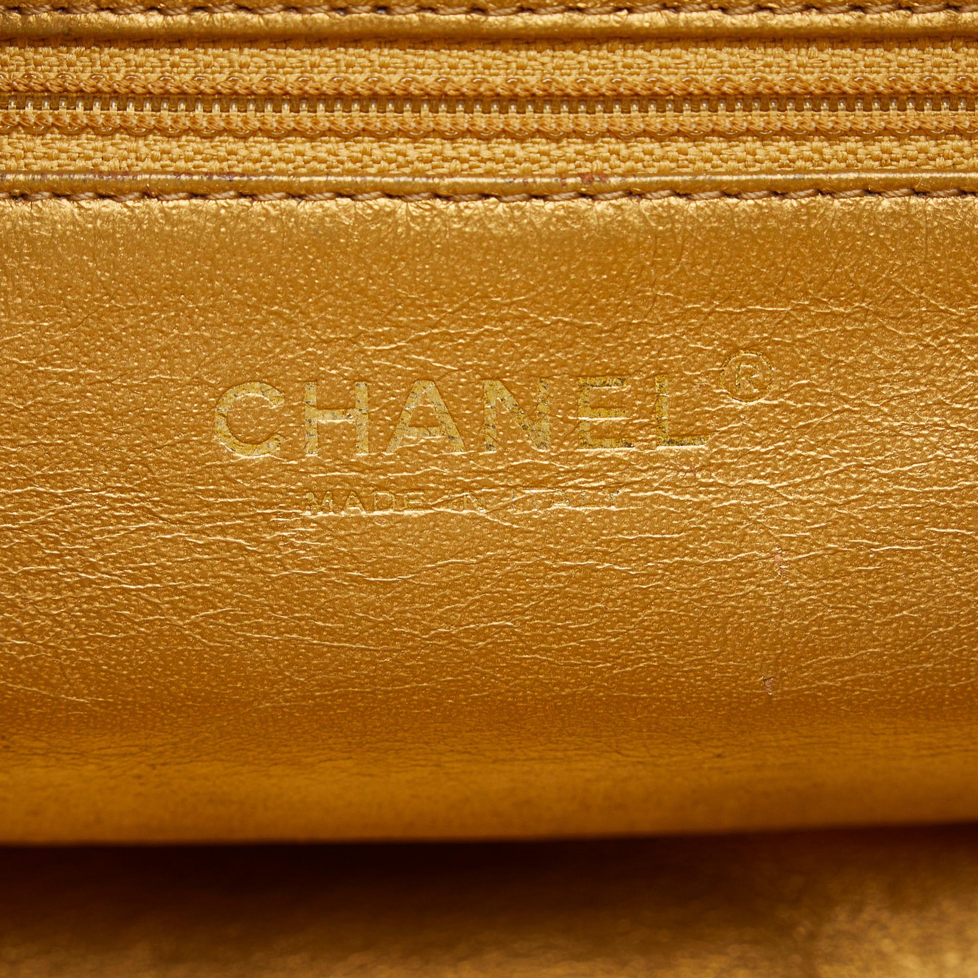 Chanel Luxe Ligne Bowler Bag (SHG-PphpRs)