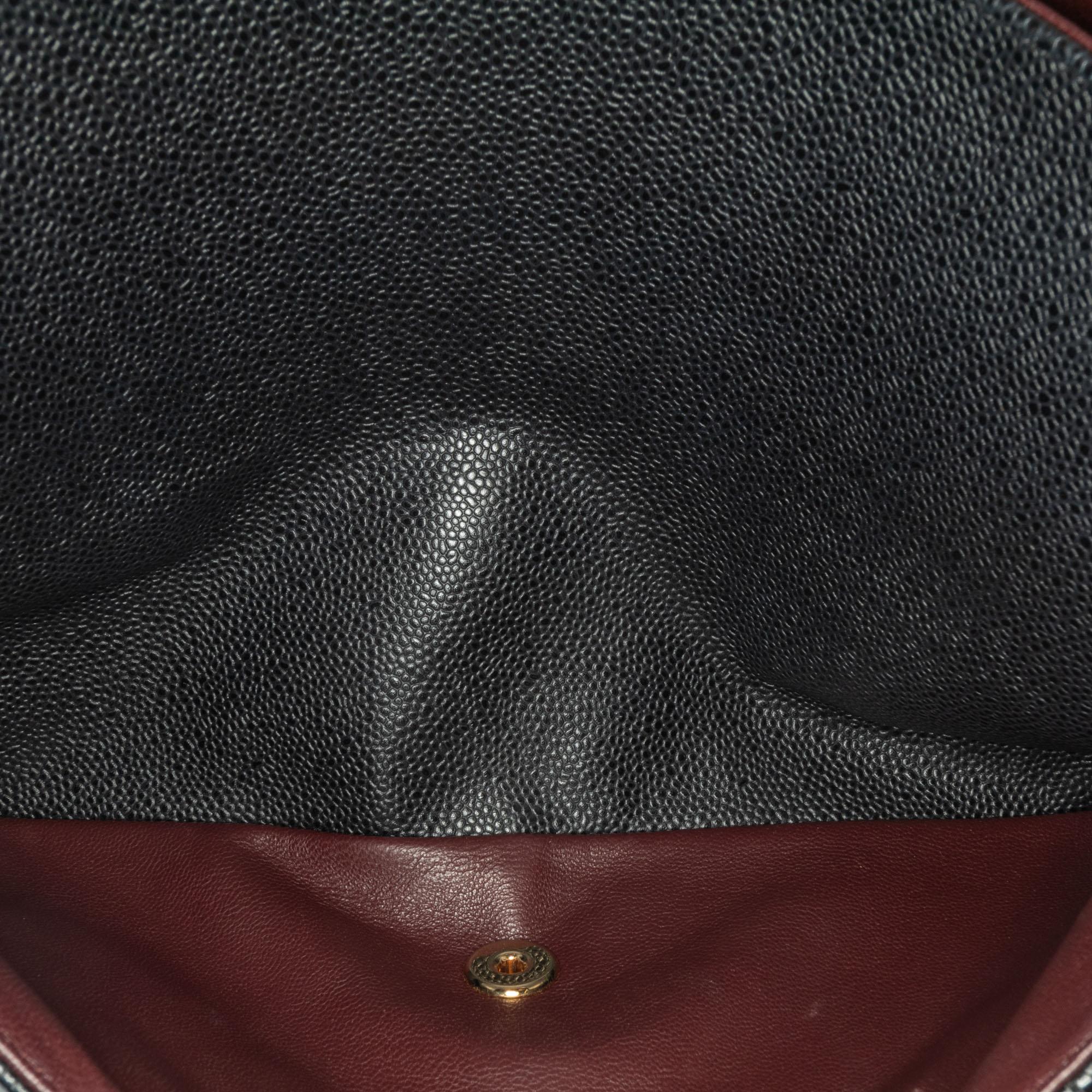 Chanel Maxi Classic Caviar Double Flap (SHG-LTyf3Q)