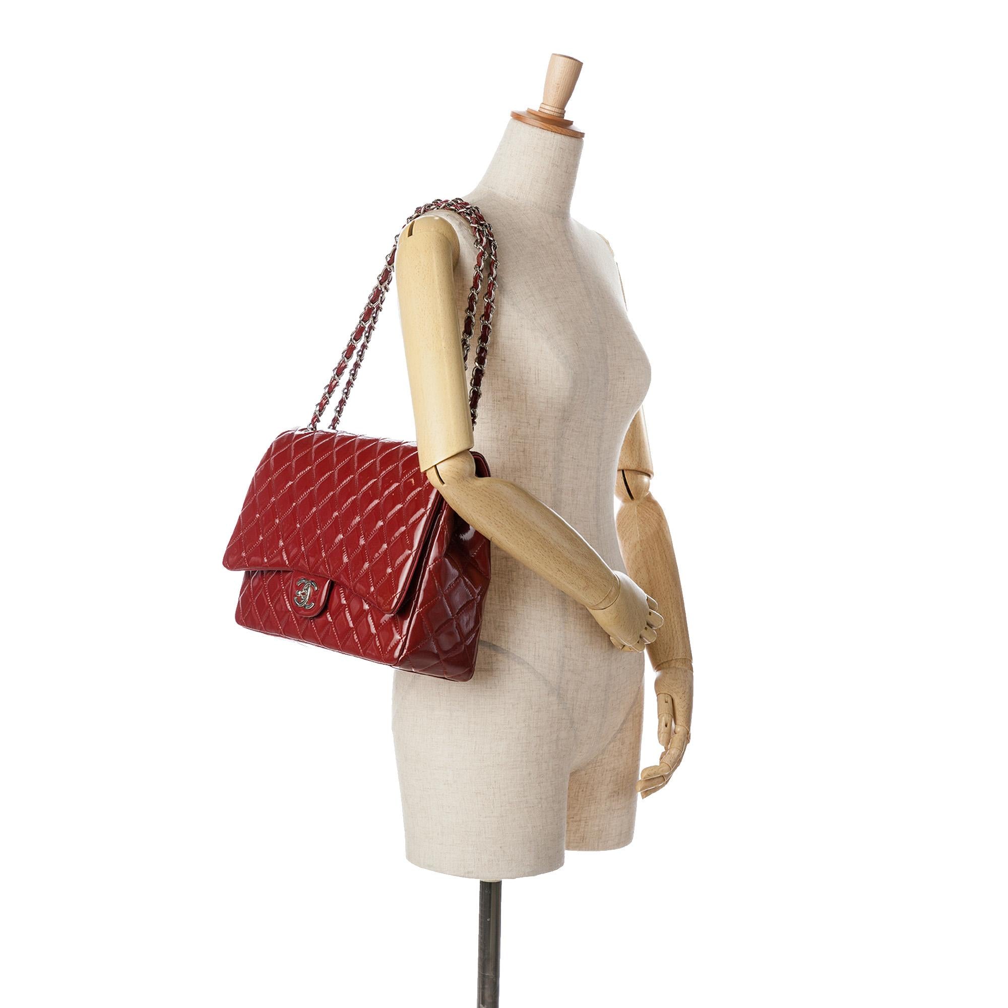 Chanel Maxi Classic Patent Double Flap (SHG-8hzTAy)