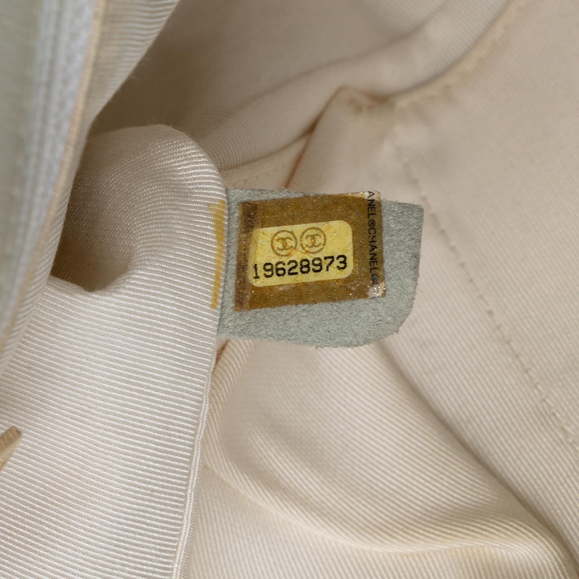 Chanel Medium Braided Lambskin Boy (SHG-6OVxYi)