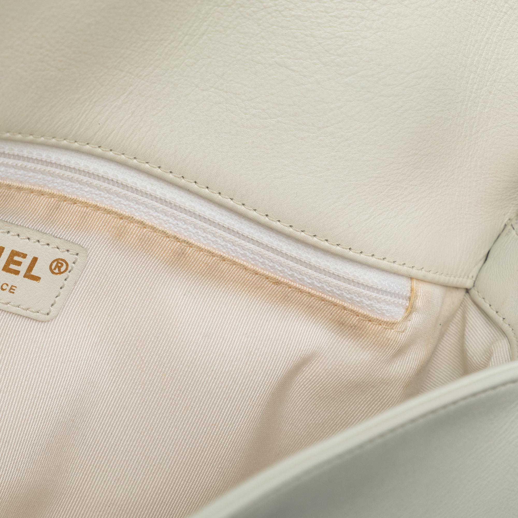 Chanel Medium Braided Lambskin Boy (SHG-6OVxYi)