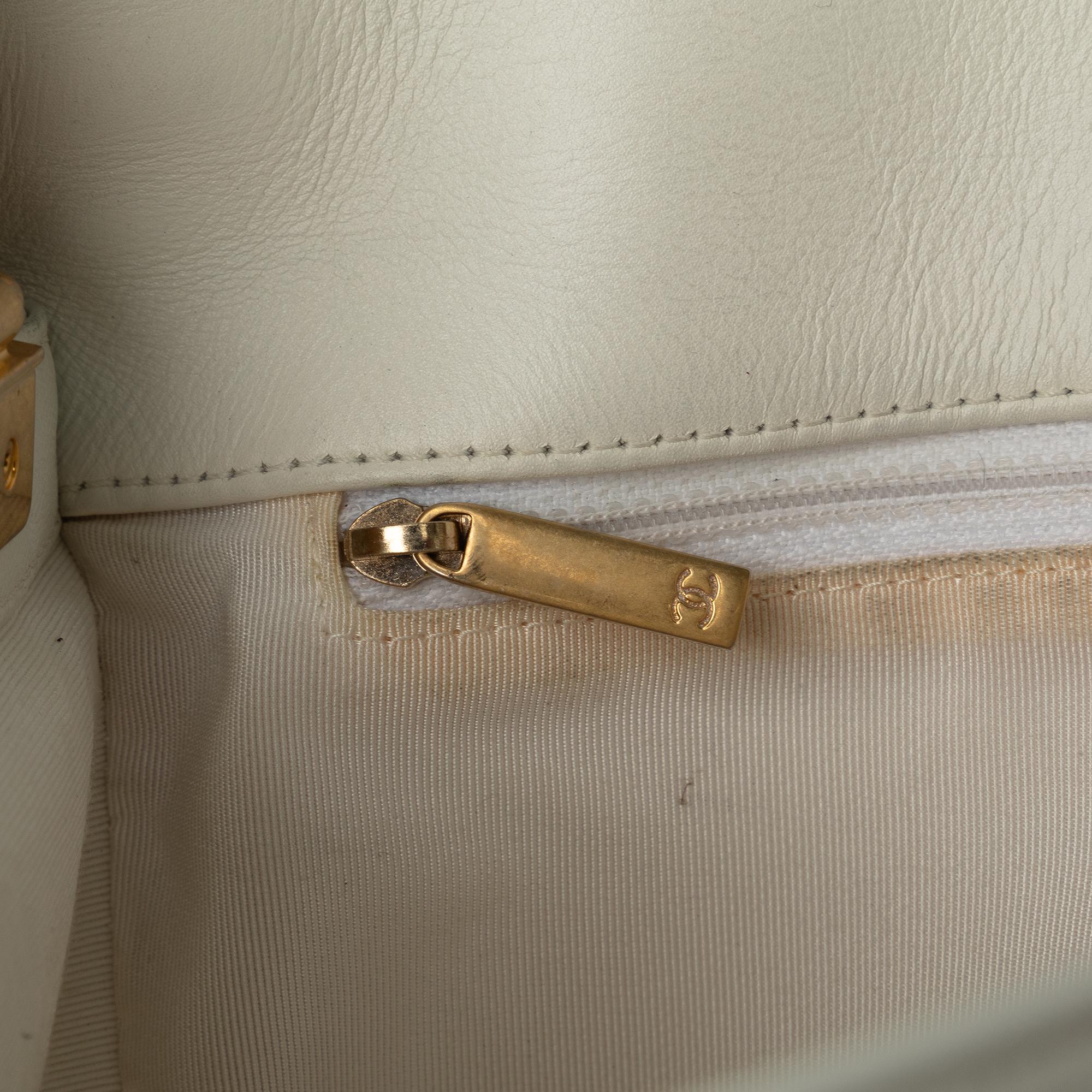 Chanel Medium Braided Lambskin Boy (SHG-6OVxYi)