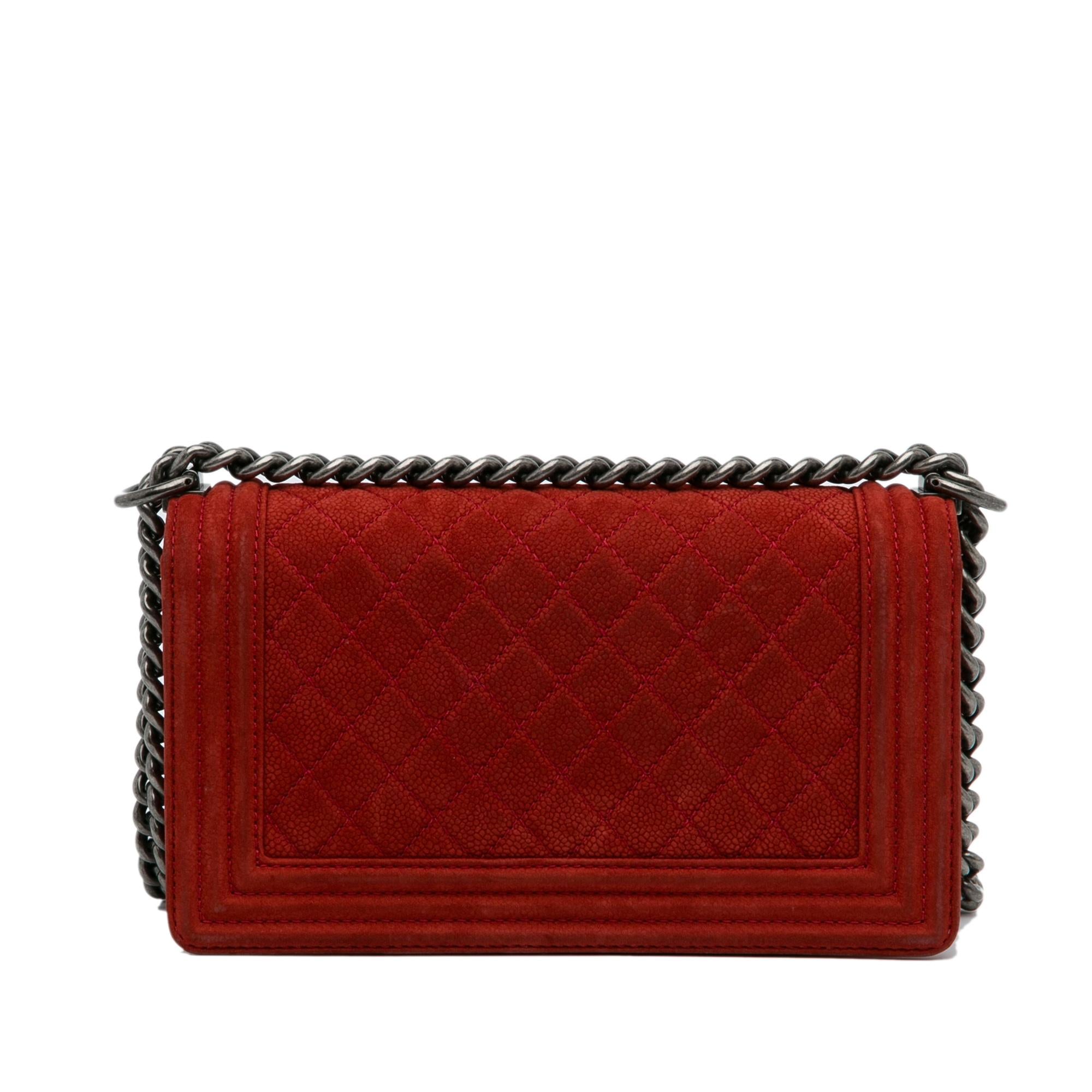 Chanel Medium Caviar Boy Flap Bag (SHG-d9XSxK)
