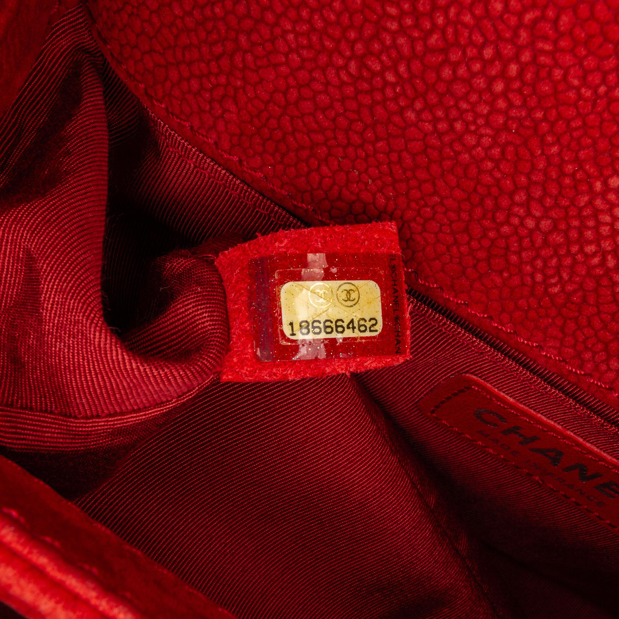 Chanel Medium Caviar Boy Flap Bag (SHG-d9XSxK)