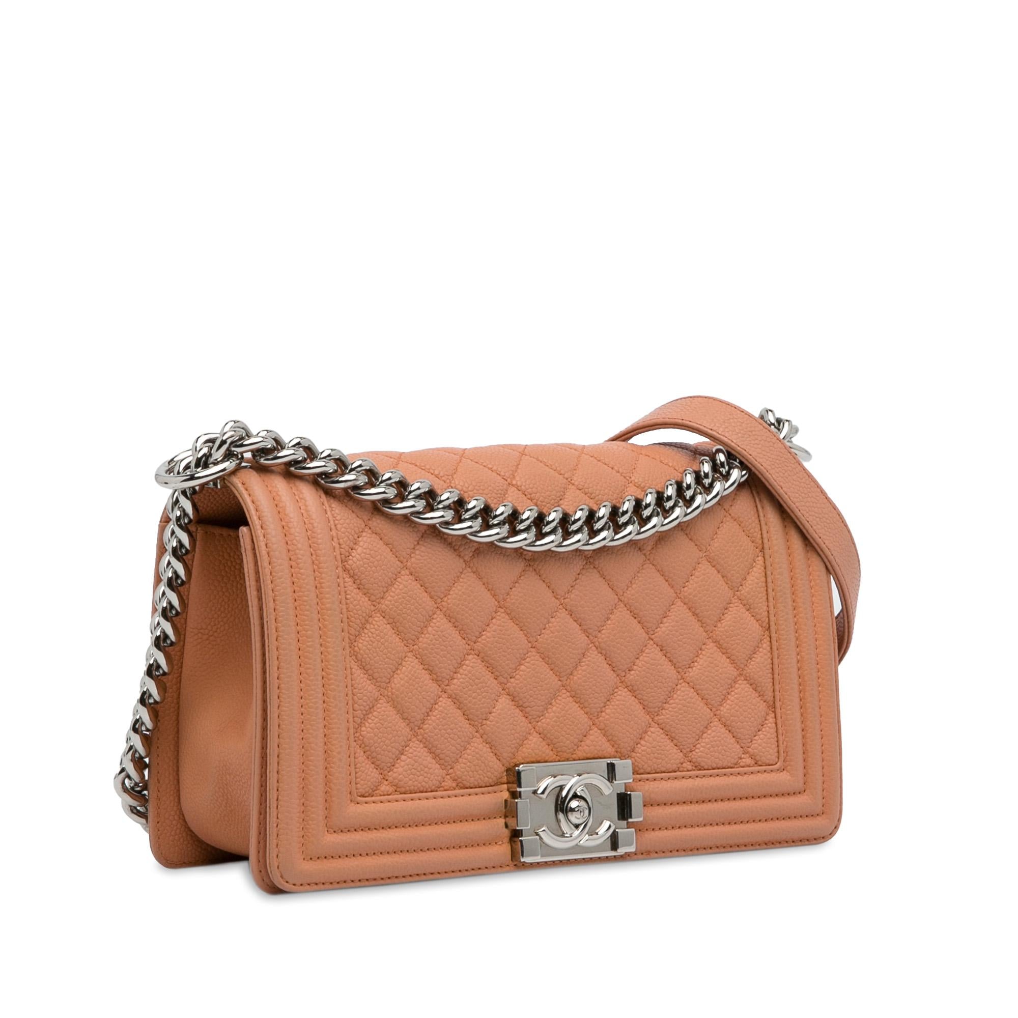 Chanel Medium Caviar Boy Flap Bag (SHG-MIAPNv)