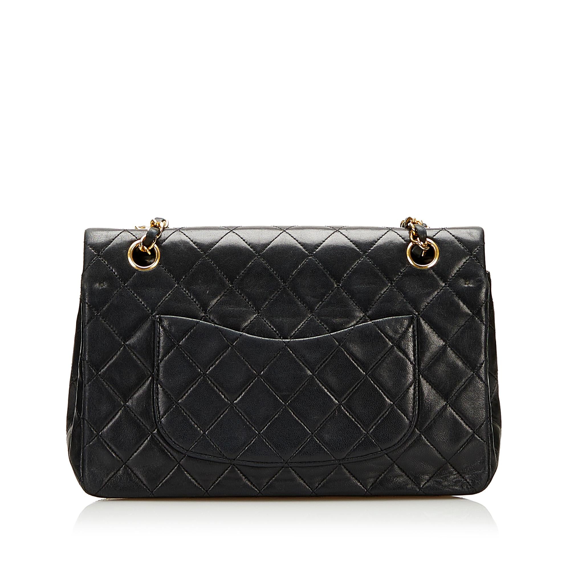 Chanel Medium Classic Lambskin Double Flap (SHG-36031)