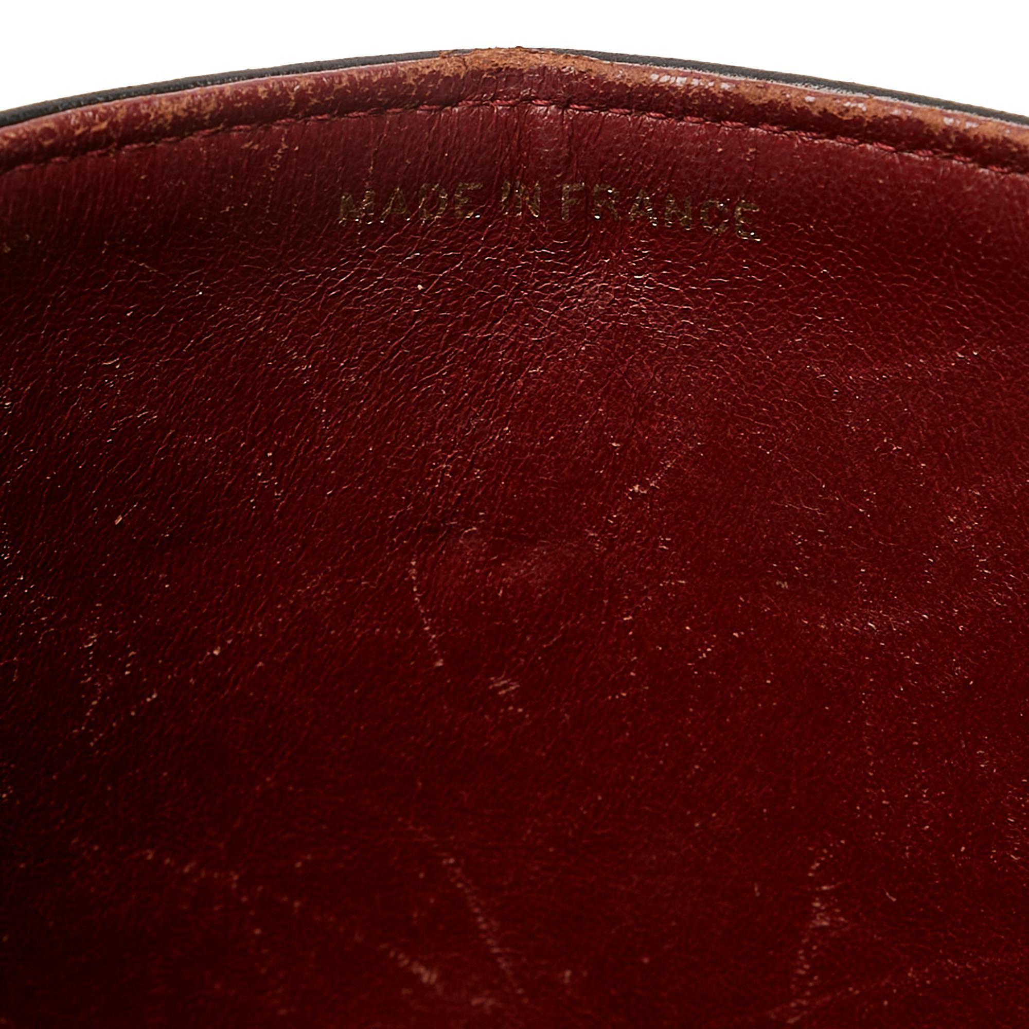 Chanel Medium Classic Lambskin Double Flap (SHG-36031)