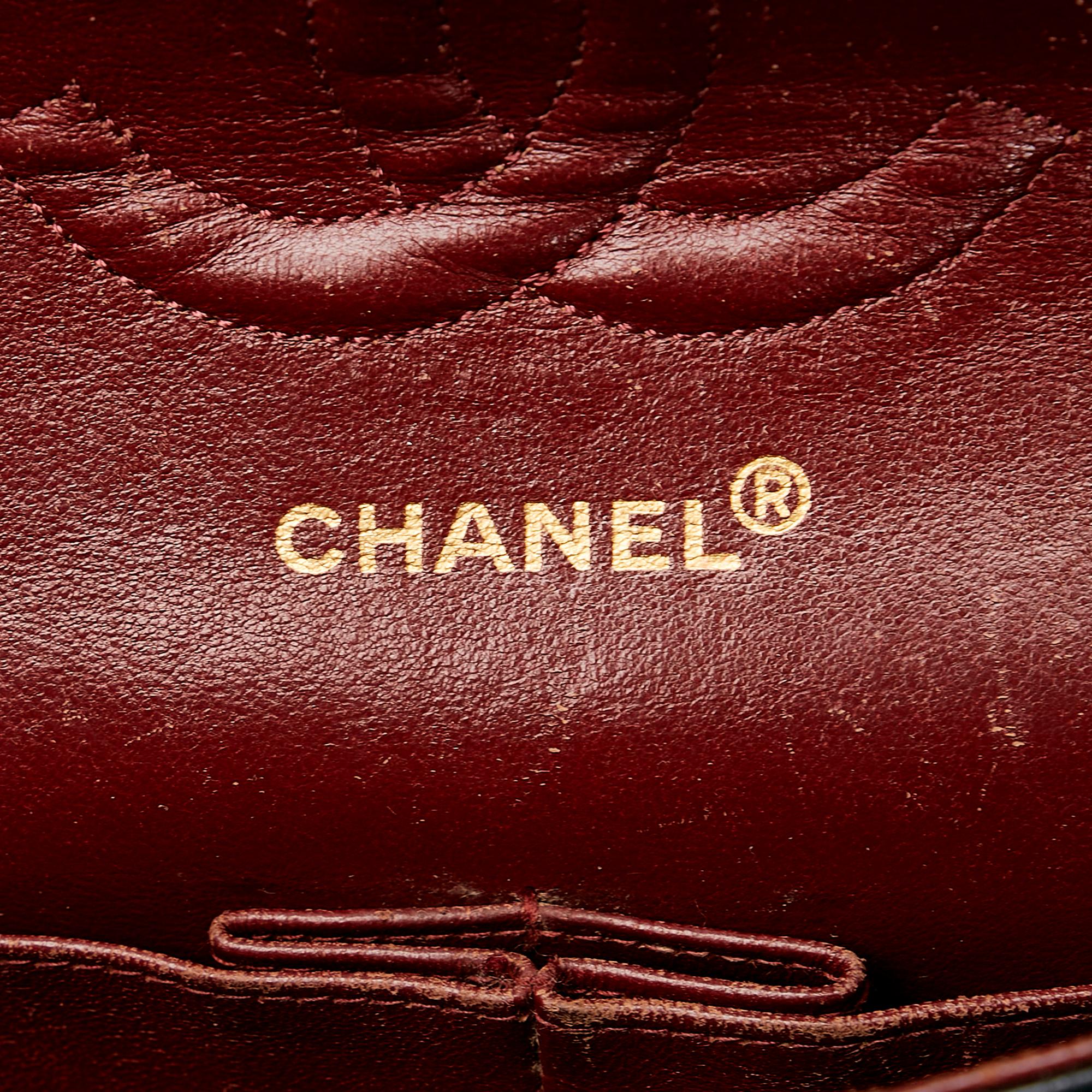 Chanel Medium Classic Lambskin Double Flap (SHG-36031)