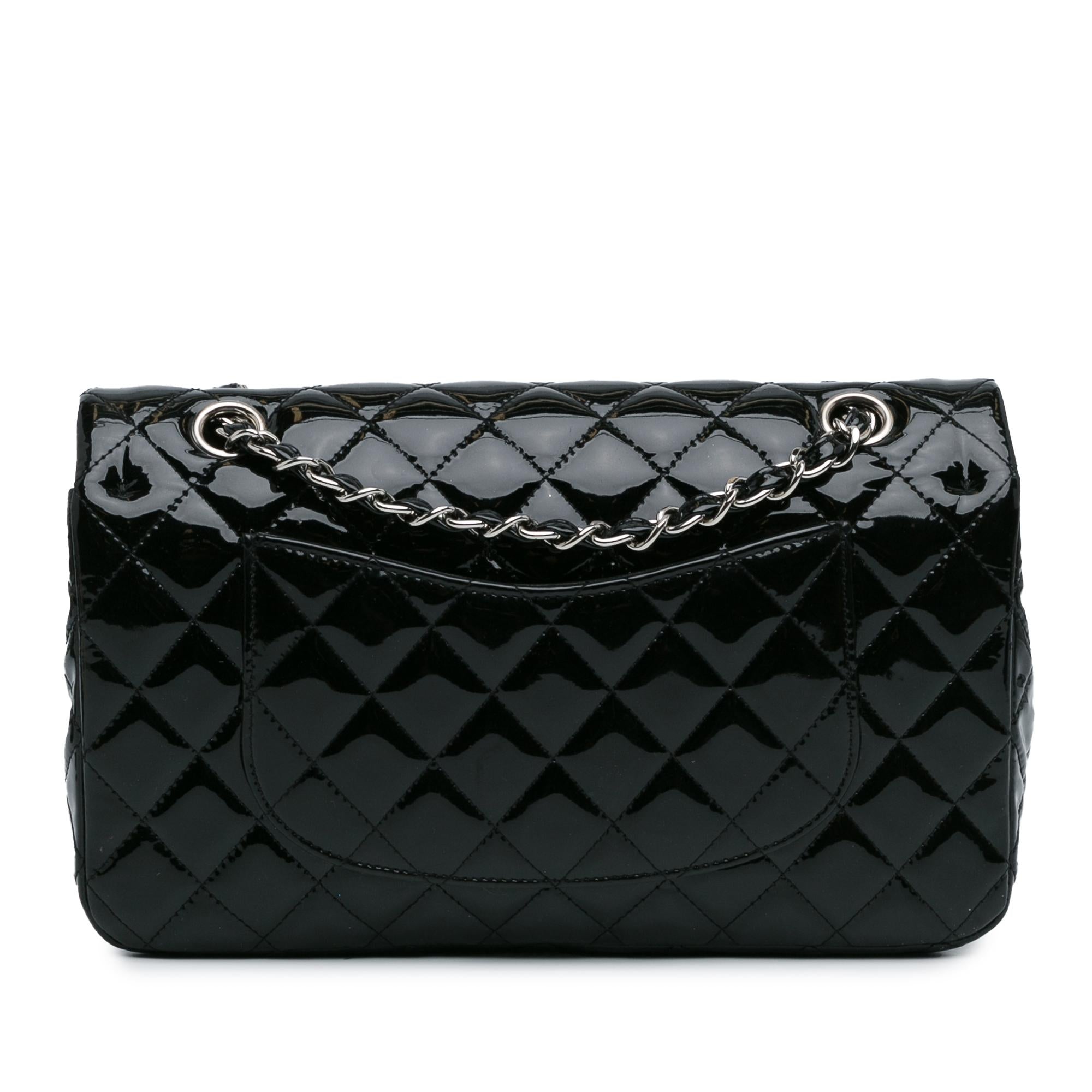Chanel Medium Classic Patent Double Flap (SHG-RxvttZ)