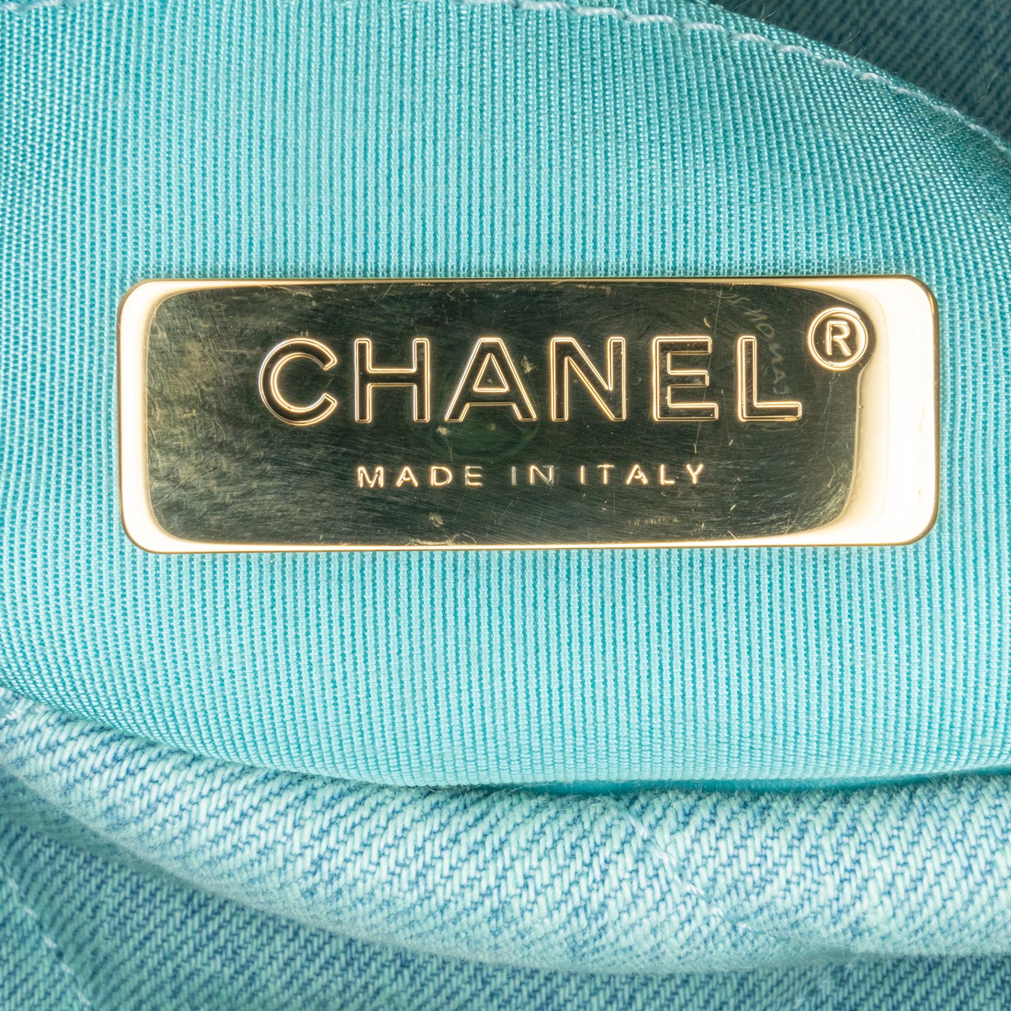 Chanel Medium Denim 19 Flap Bag (SHG-eoEooV)