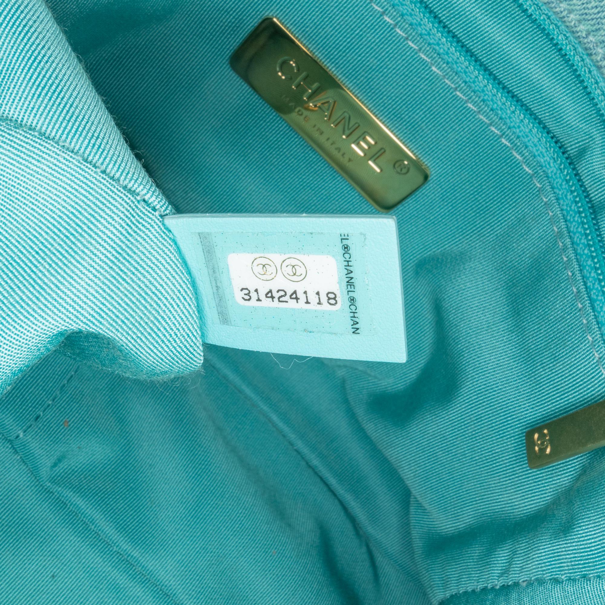 Chanel Medium Denim 19 Flap Bag (SHG-eoEooV)