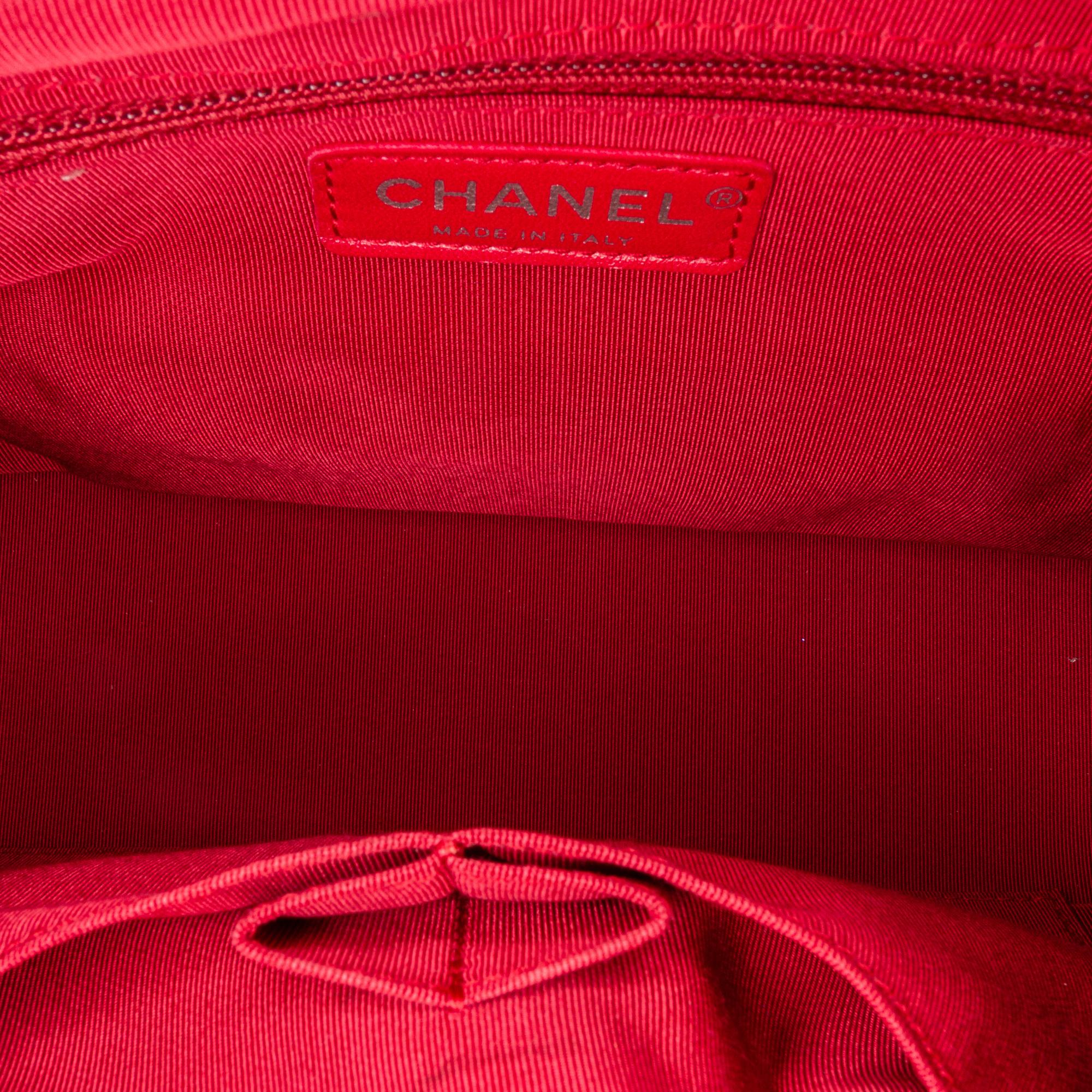 Chanel Medium Gabrielle Hobo (SHG-36028)