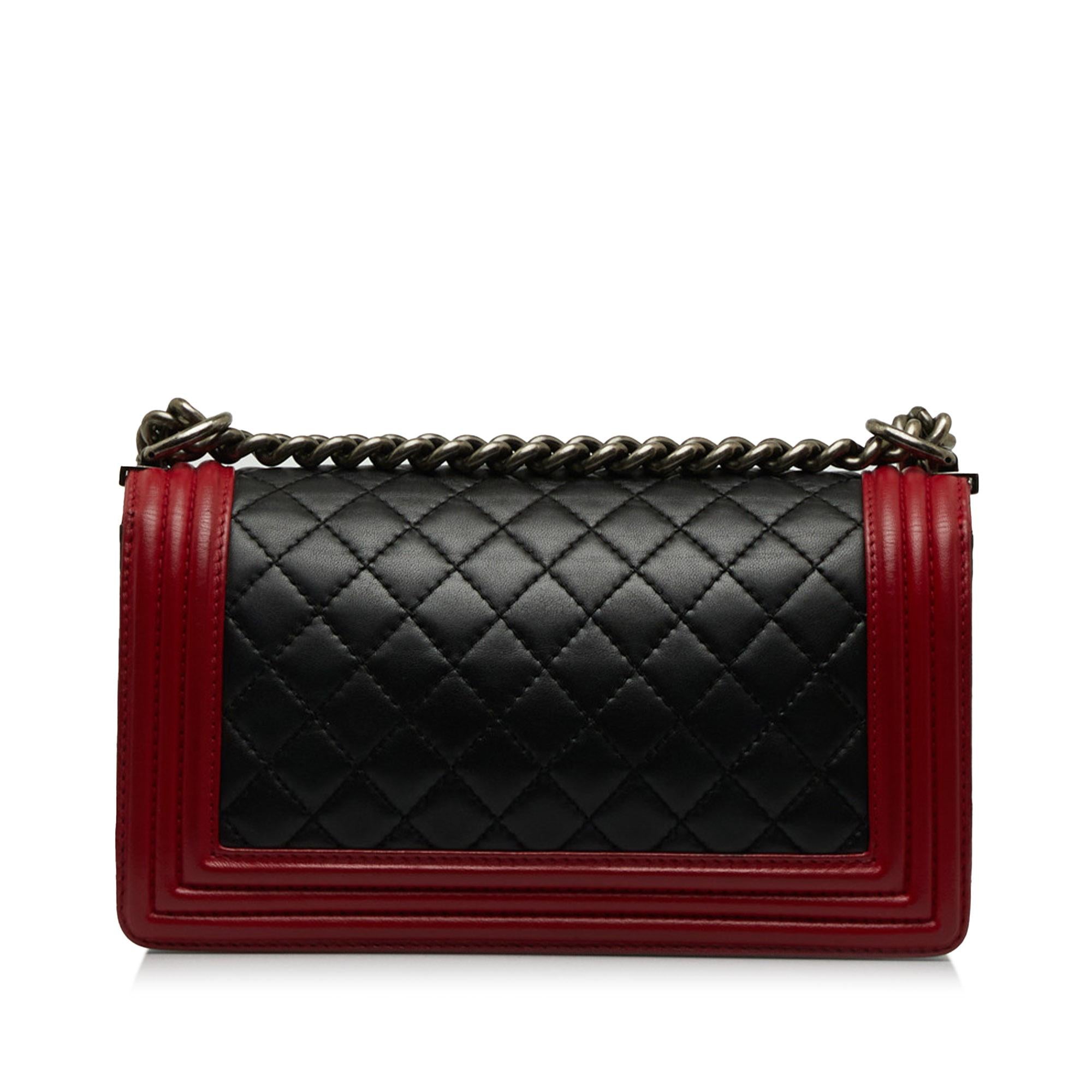 Chanel Medium Lambskin Boy Bicolor Flap Bag (SHG-rAk6LZ)