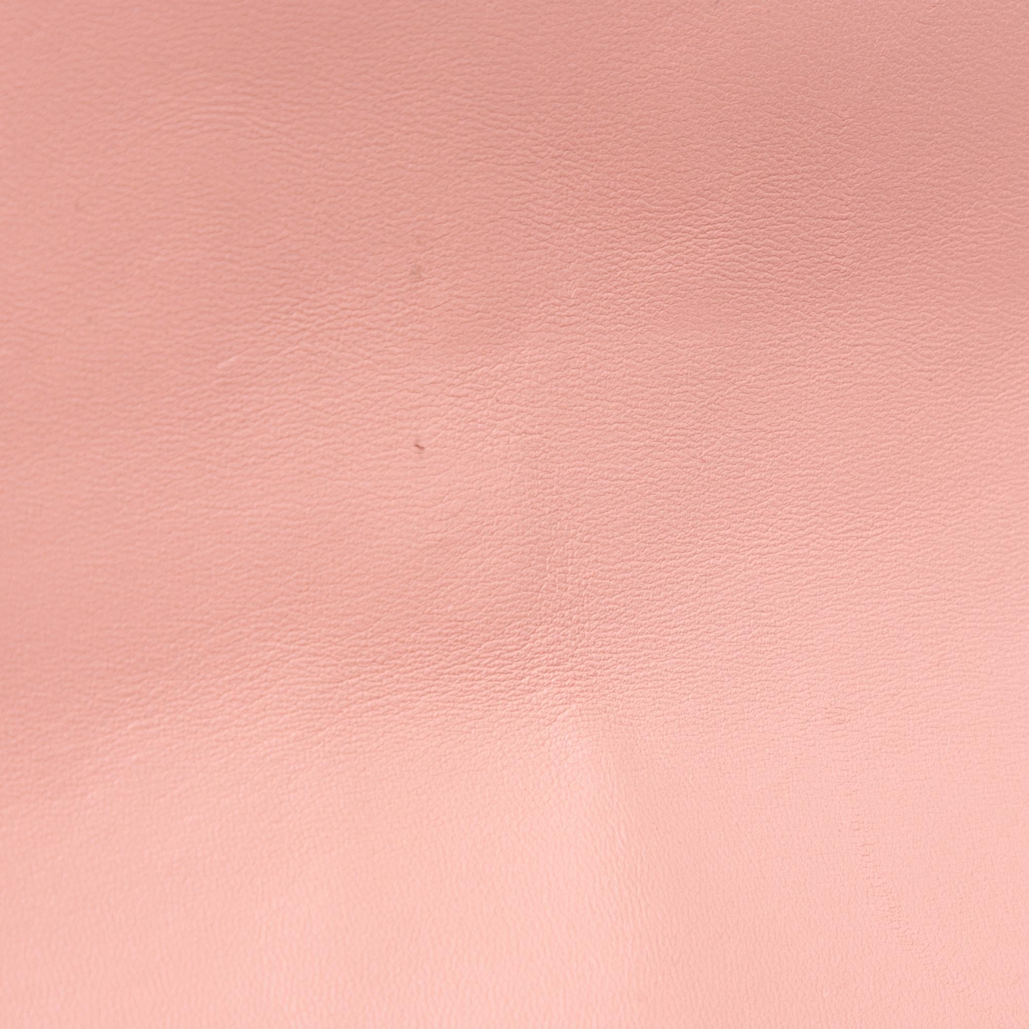 Chanel Medium Lambskin Boy Flap (SHG-eHjD9I)