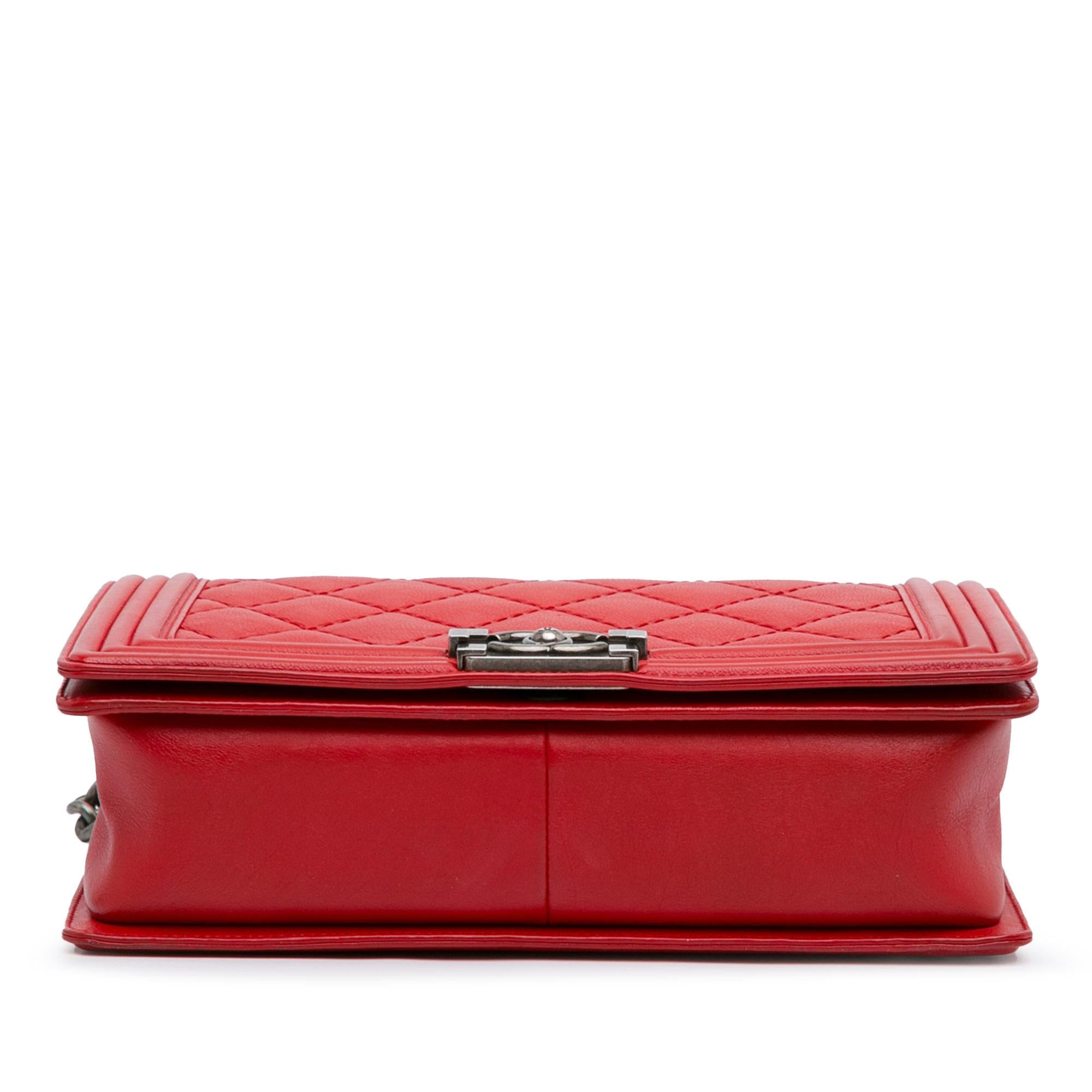 Chanel Medium Lambskin Double Stitch Boy Flap (SHG-HDDAJQ)