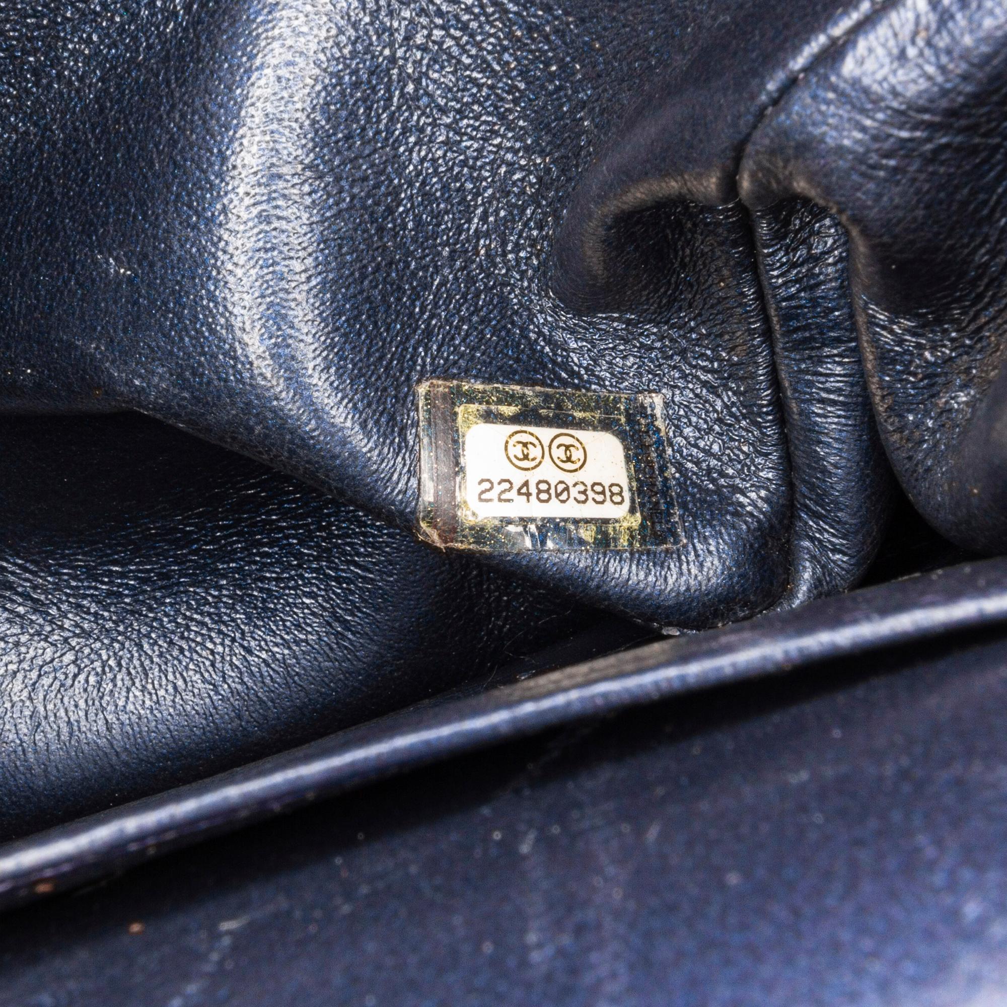 Chanel Medium Studded Leather Airlines Double Flap (SHG-MHpqyU)