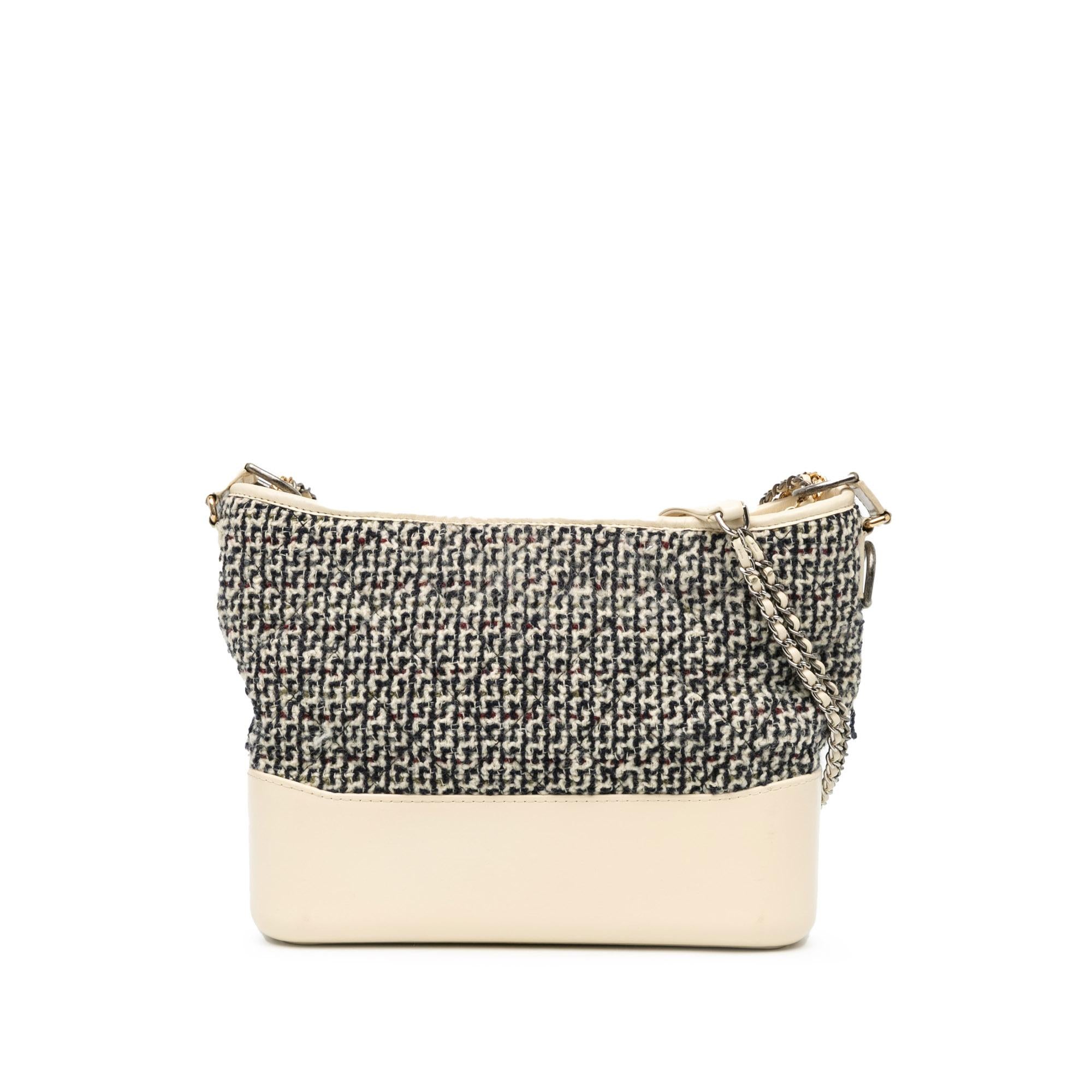 Chanel Medium Tweed and Lambskin Gabrielle Crossbody (SHG-gi8Xjt)