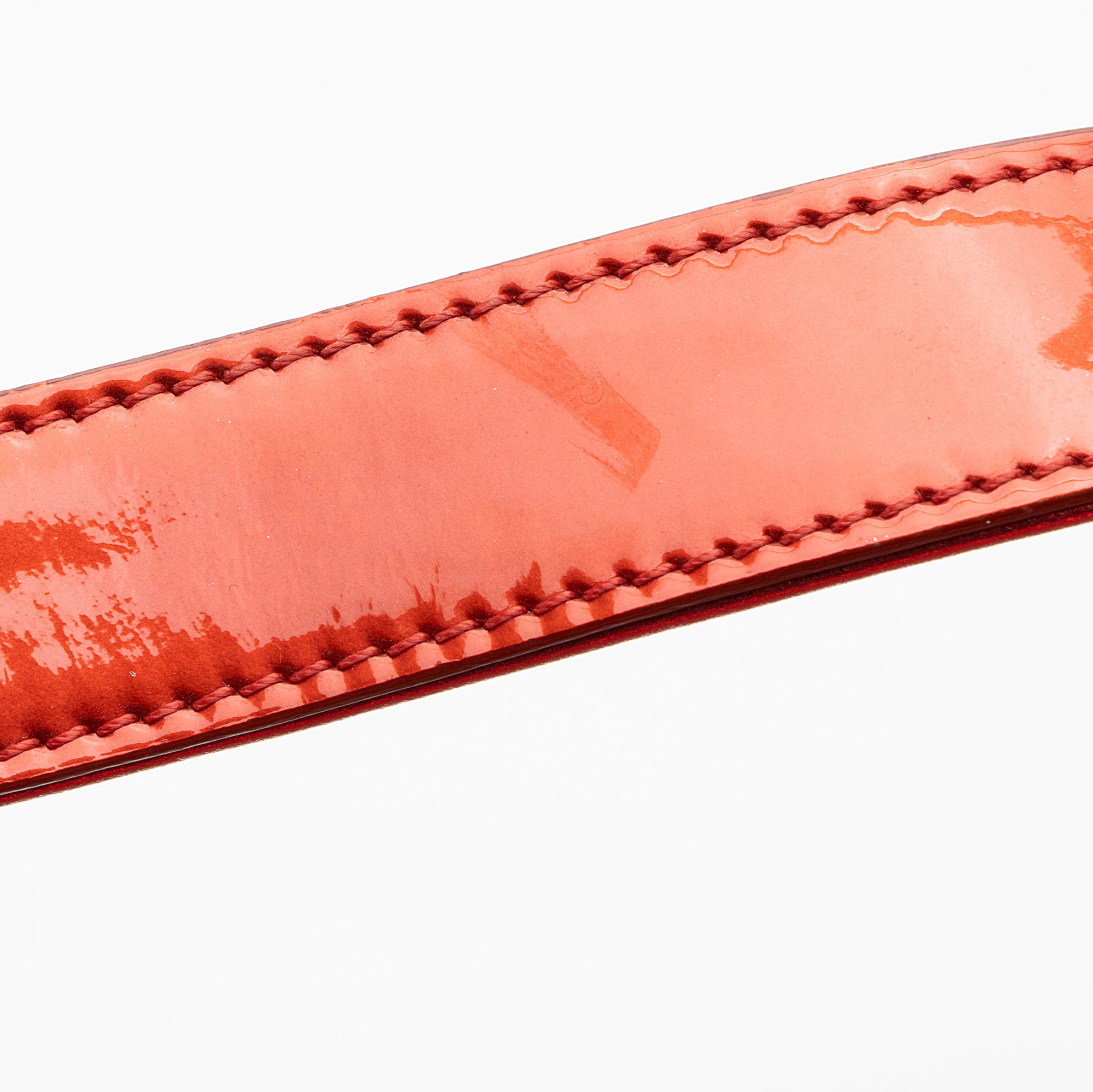 Chanel Metallic Patent Leather Old Medium Boy Bag (SHF-Gxw2JA)