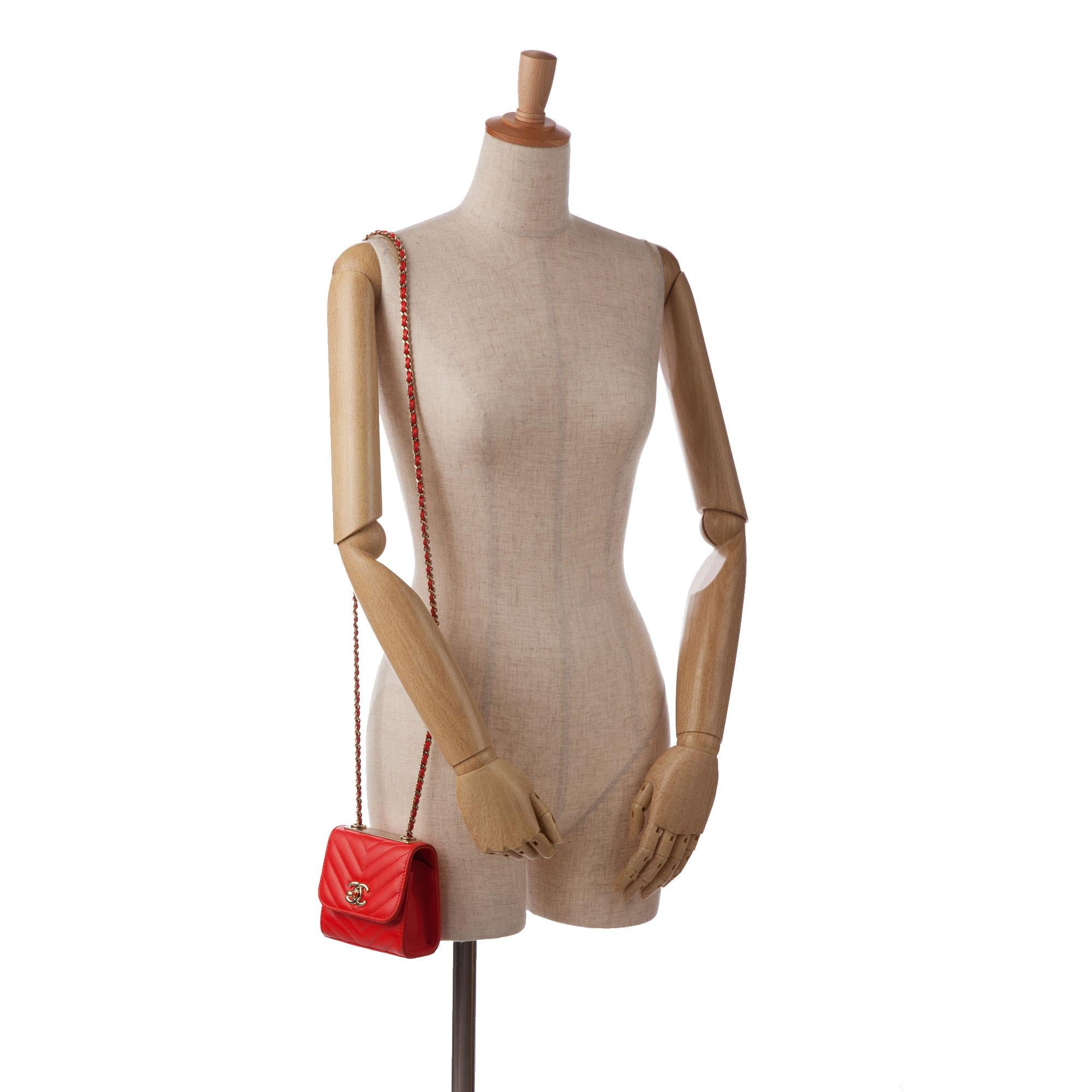 Chanel Mini Chevron Lambskin Trendy CC Chain Wallet