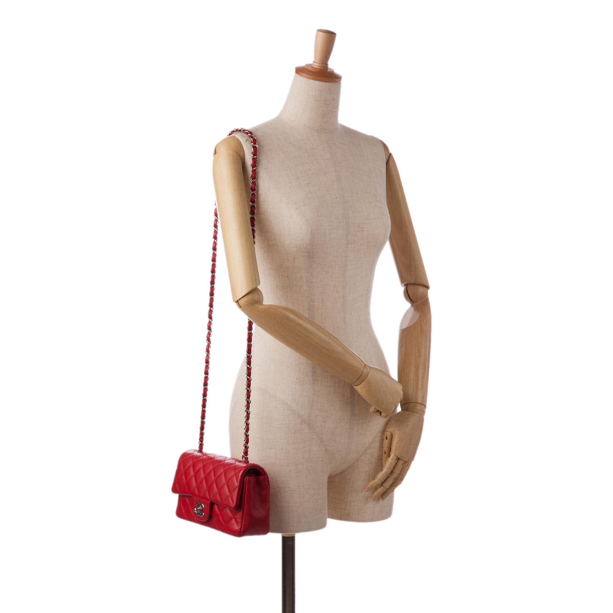 Chanel Mini Classic Lambskin Rectangular Single Flap (SHG-1NOr7r)