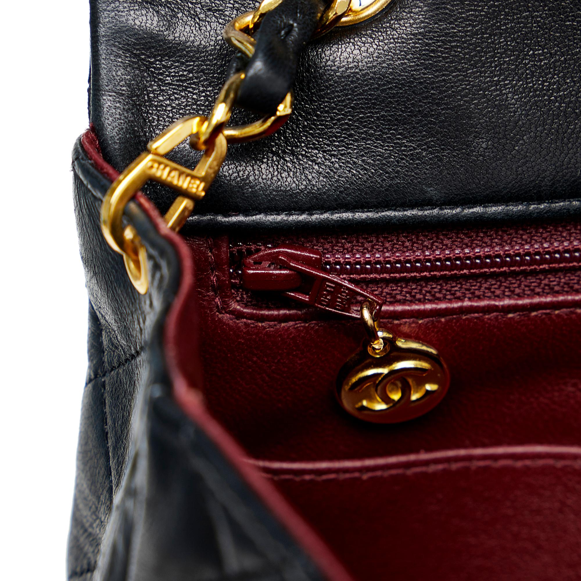 Chanel Mini Classic Square Lambskin Single Flap Bag (SHG-3rD17V)