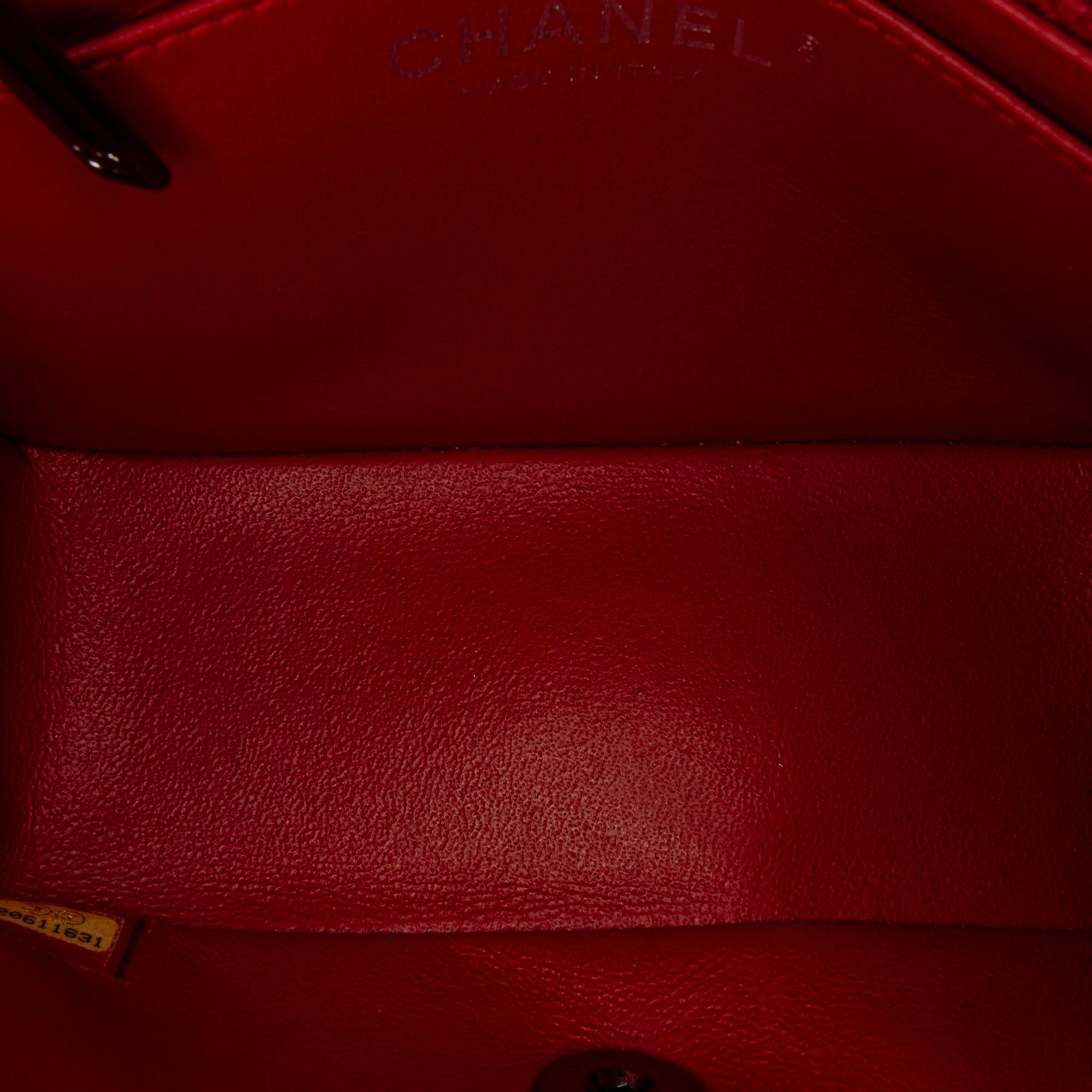 Chanel Mini Square Classic Lambskin Flap (SHG-wytJqr)