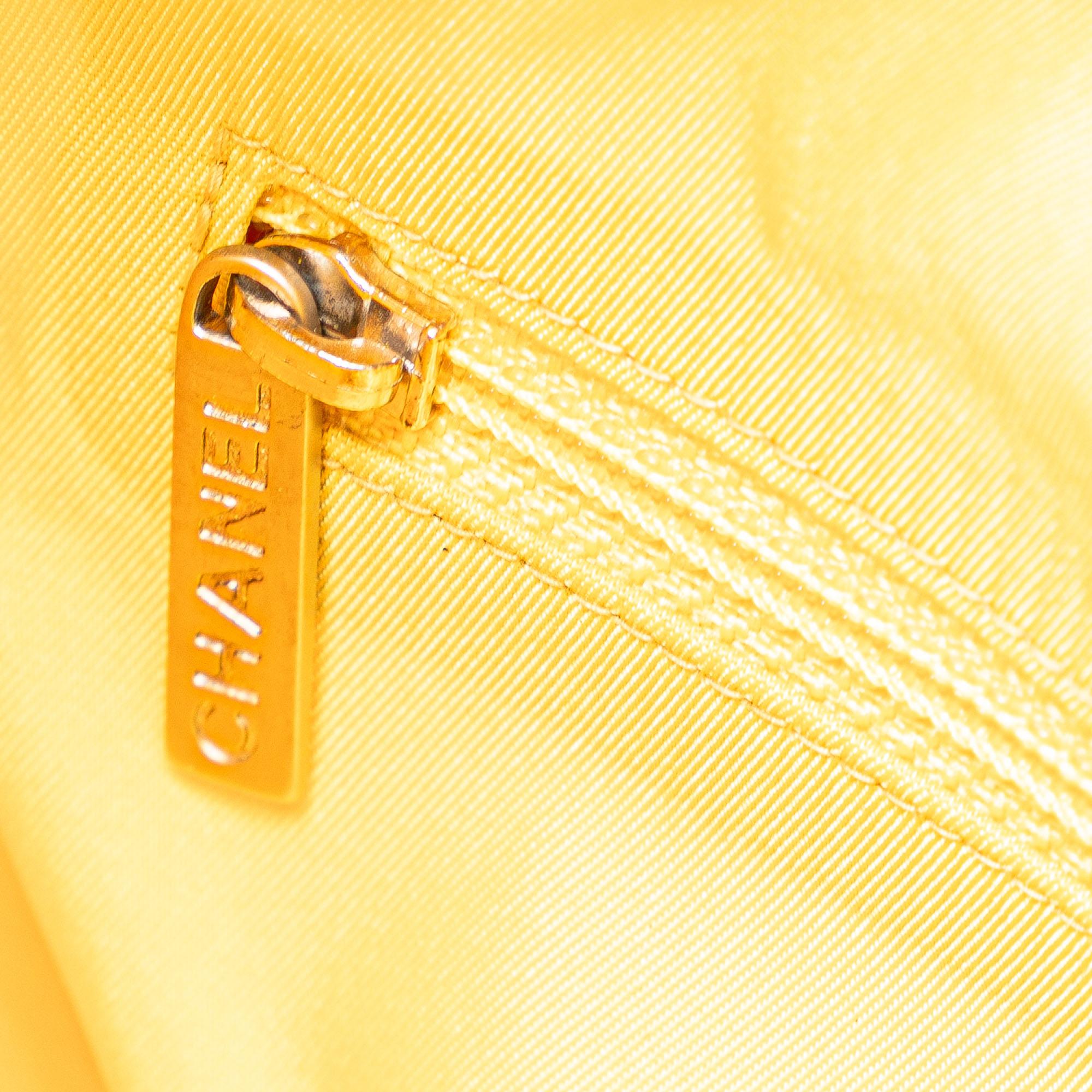 Chanel New Travel Line Handbag (SHG-L2MxnI)