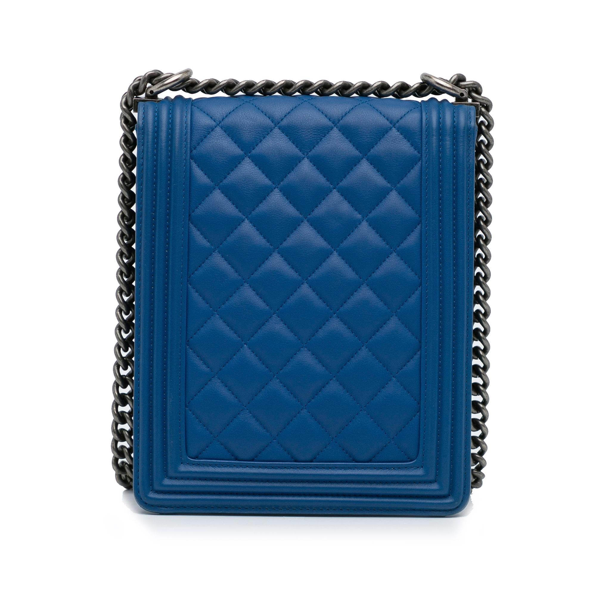 Chanel North South Boy Flap (SHG-E1VF3N)