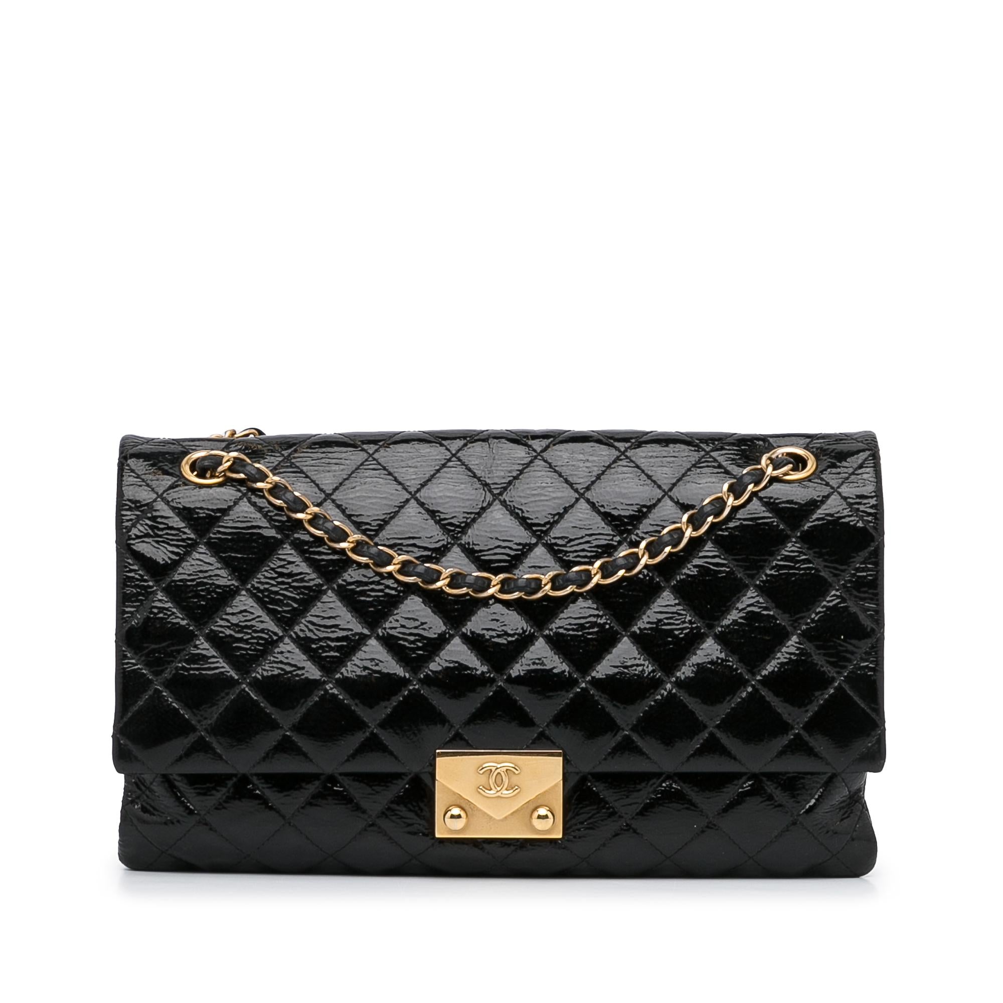 Chanel Pagoda Accordion Flap Bag (SHG-xIPqii)