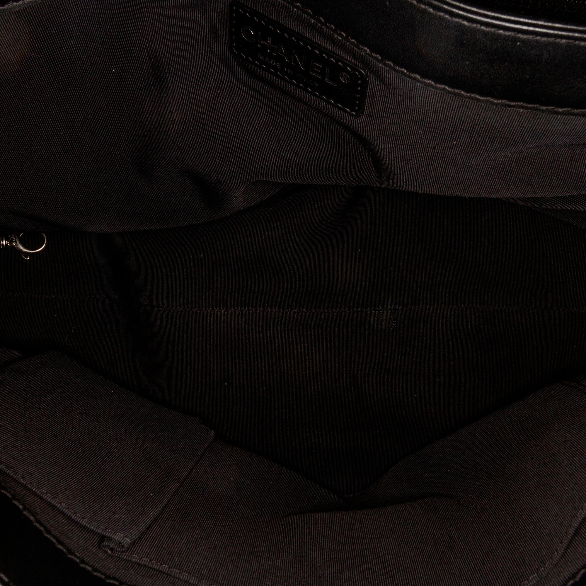 Chanel Patent Boy Reverso Shopping Tote (SHG-hSjbqX)