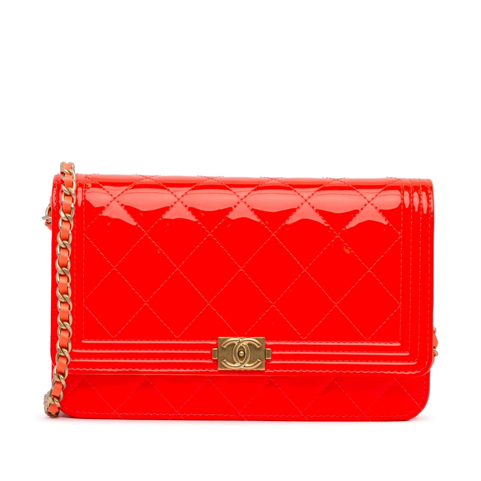Chanel Patent Boy Wallet on Chain (SHG-BWFqDW)