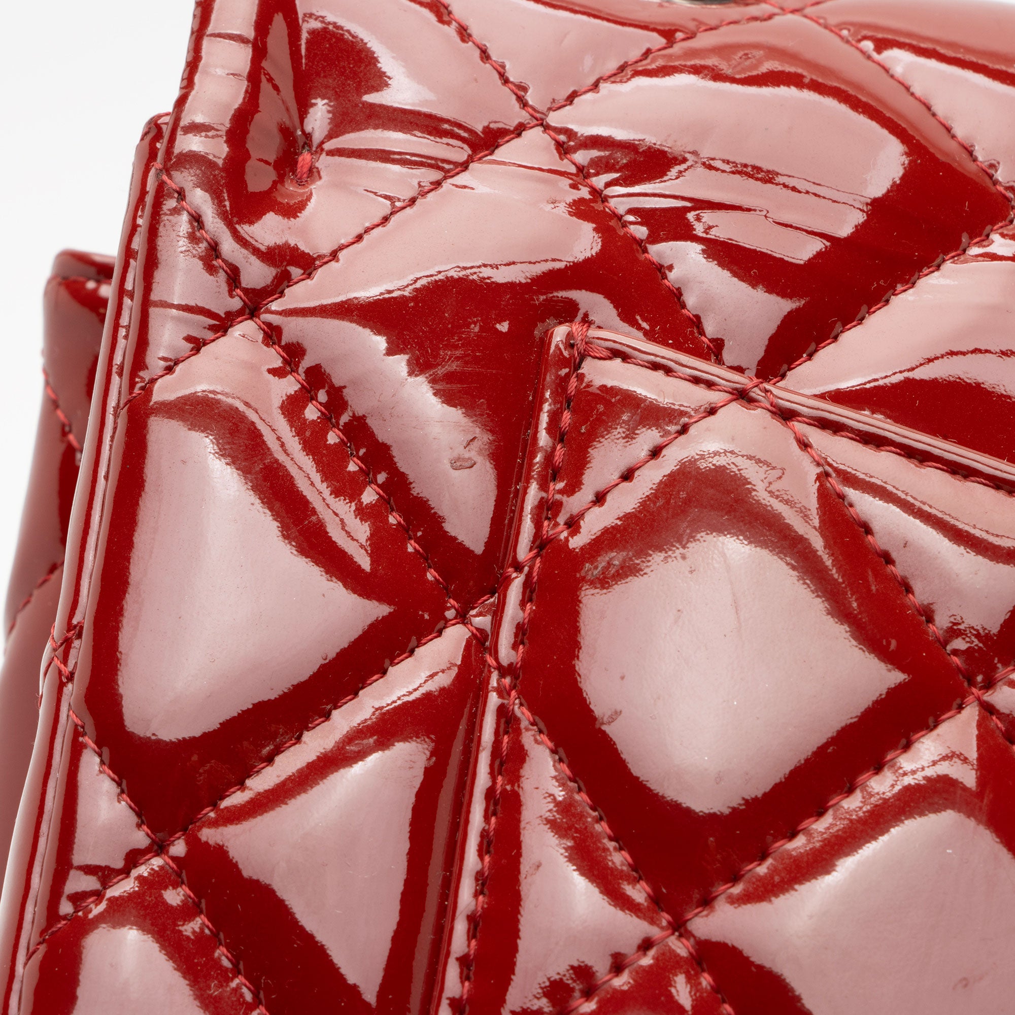 Chanel Patent Leather Classic Jumbo Double Flap Bag (SHF-Sit8OS)