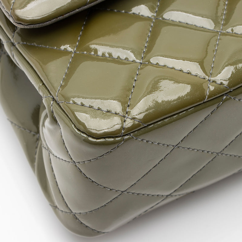 Chanel Patent Leather Classic Medium Double Flap Bag (SHF-yY0DZr)