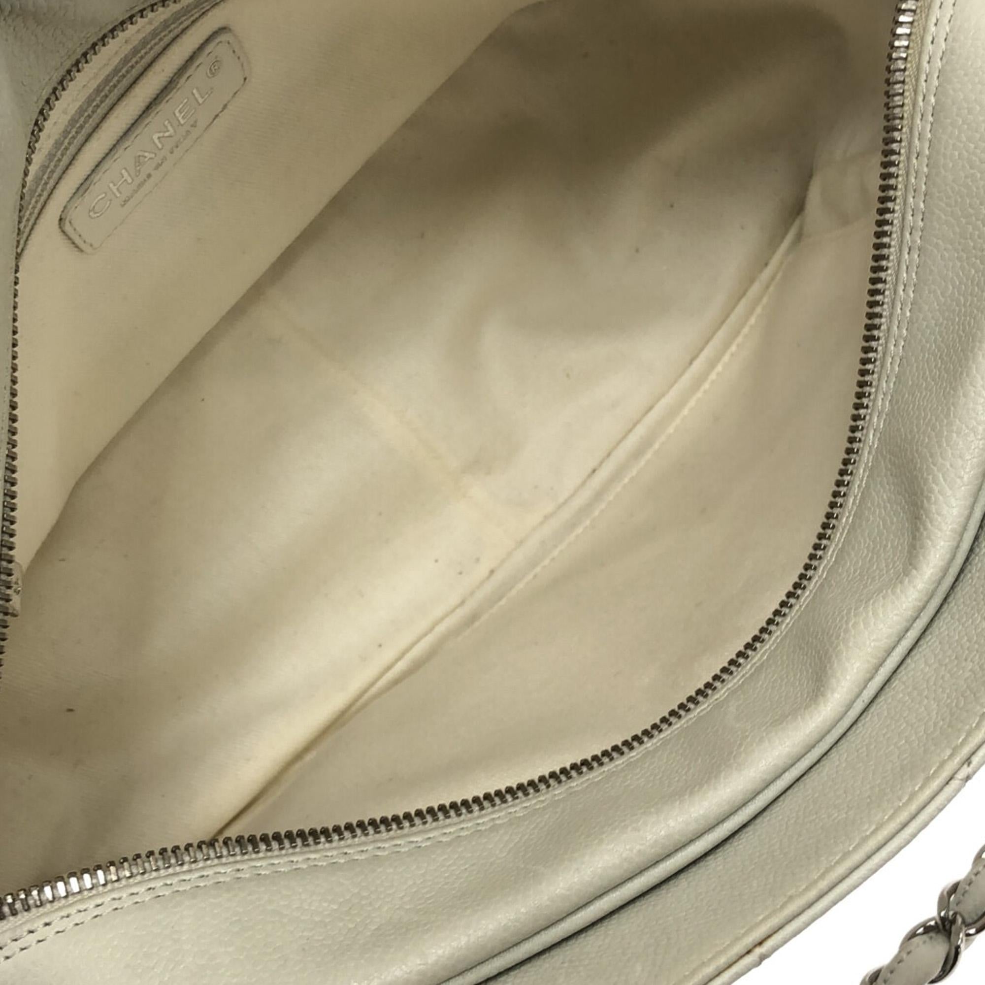 Chanel Petite Caviar Timeless Shopping Tote (SHG-roTbc1)