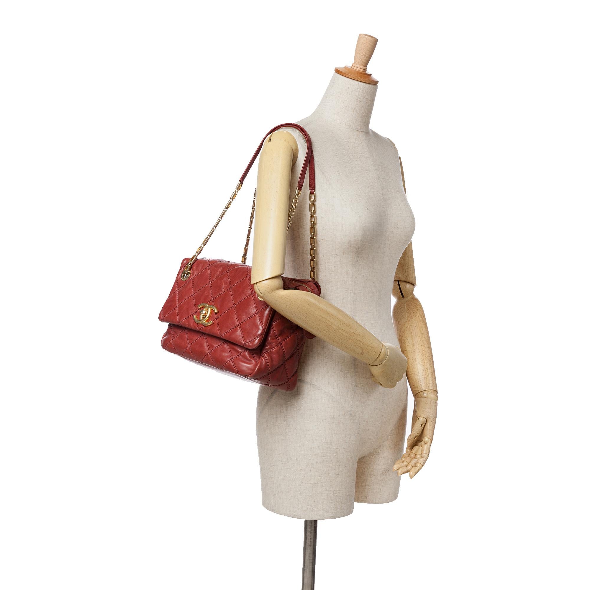 Chanel Quilted Calfskin Retro Chain Camera Flap