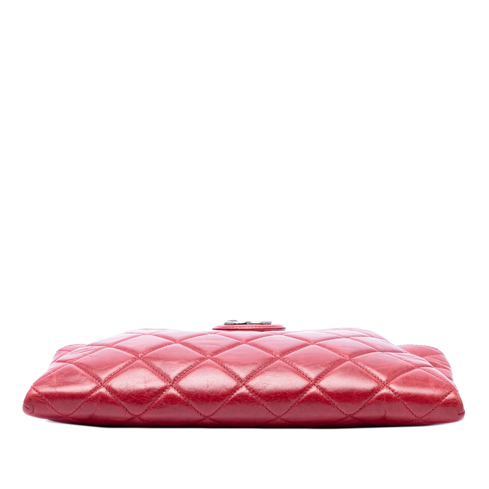 Chanel Quilted Glazed Calfskin Coco Pleats Chain Clutch
