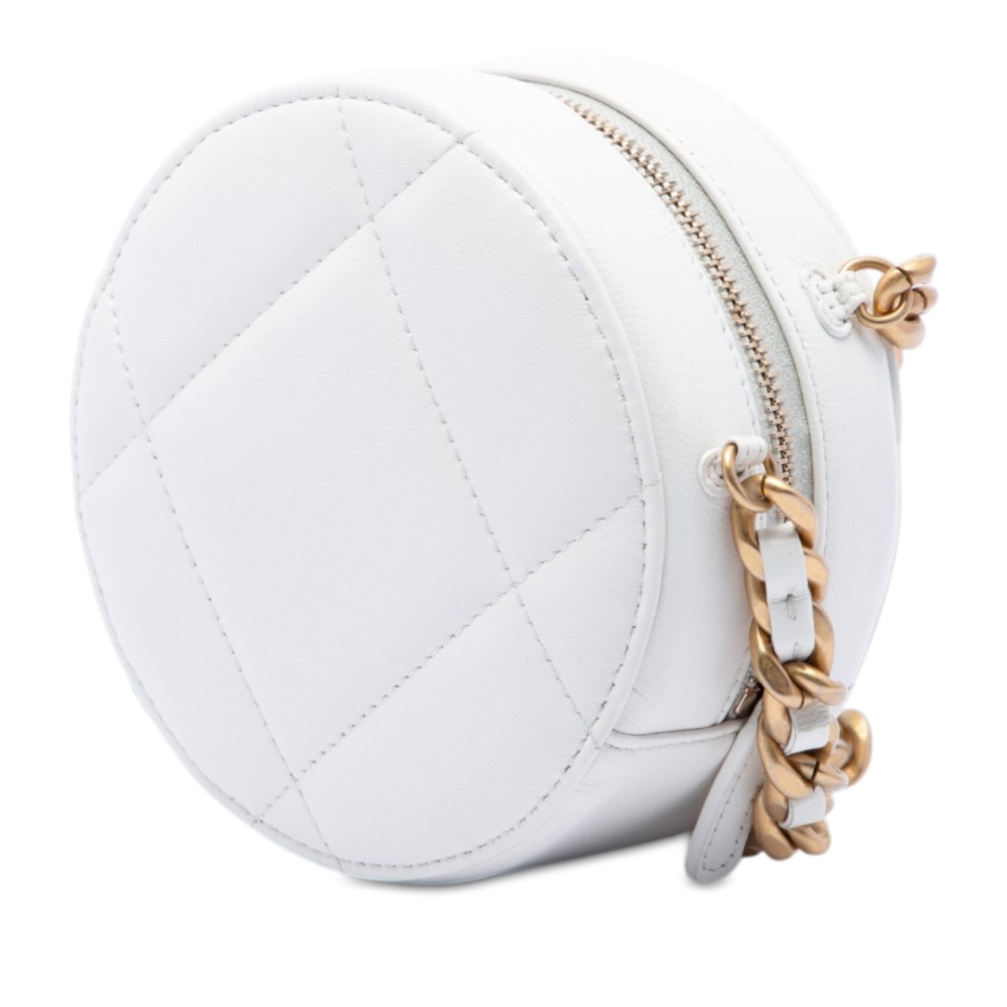 Chanel Quilted Goatskin 19 Round Clutch With Chain