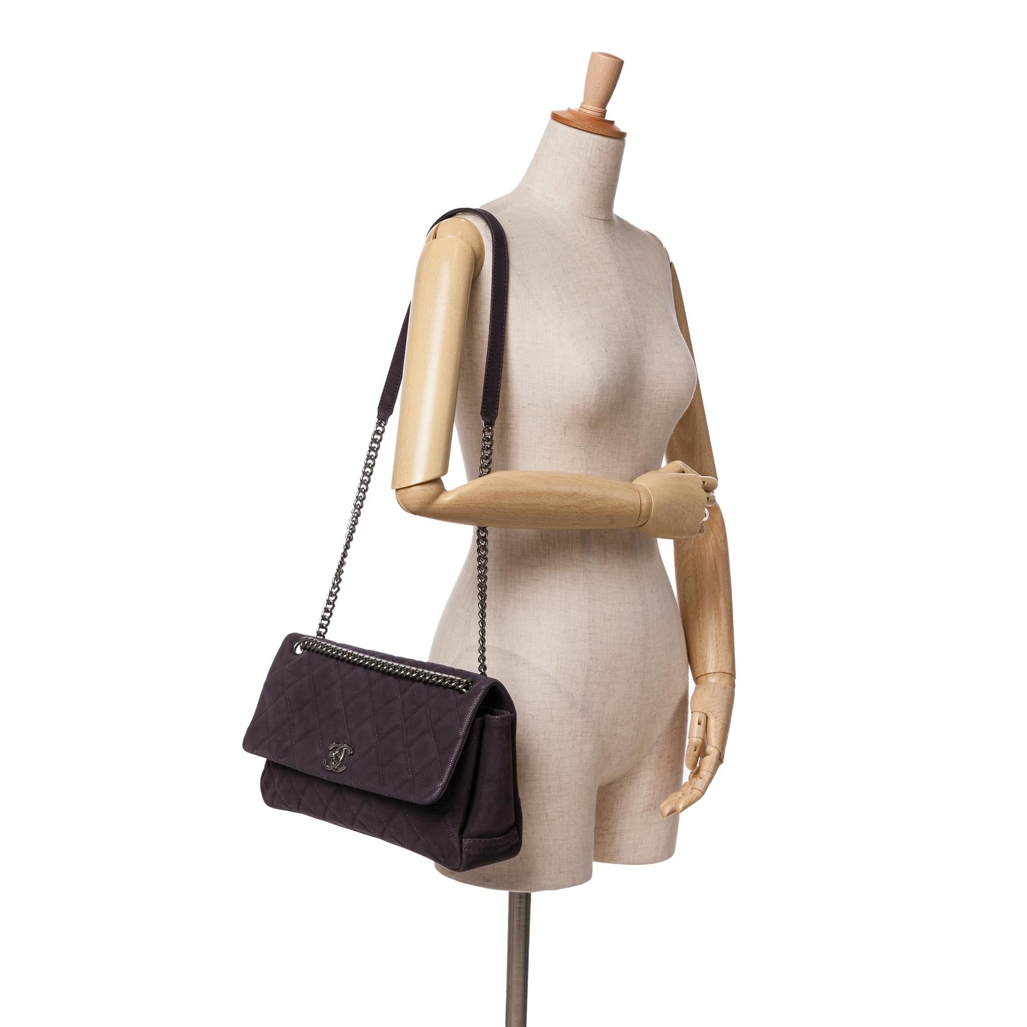 Chanel Quilted Iridescent Caviar Lady Pearly Flap