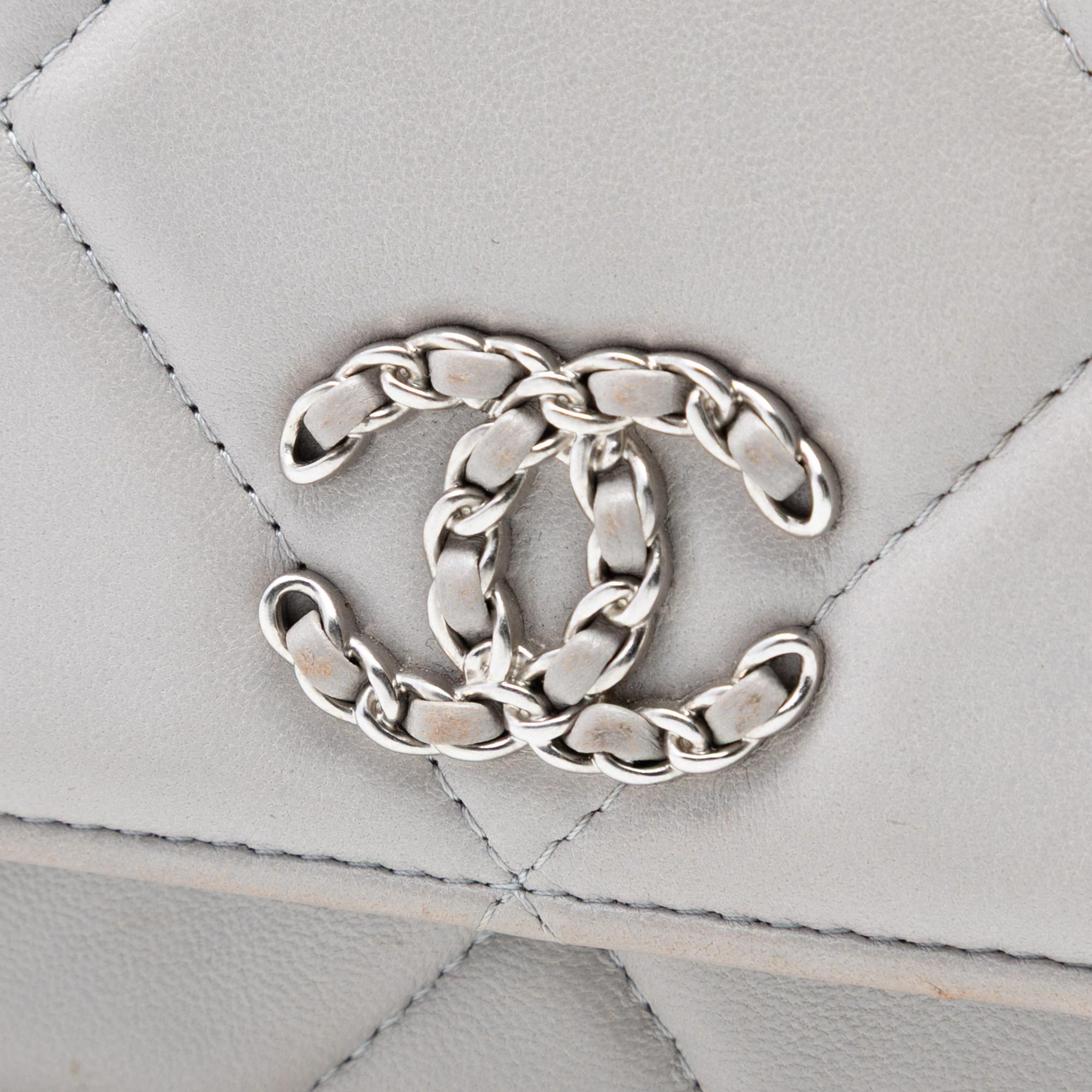 Chanel Quilted Lambskin 19 Wallet on Chain