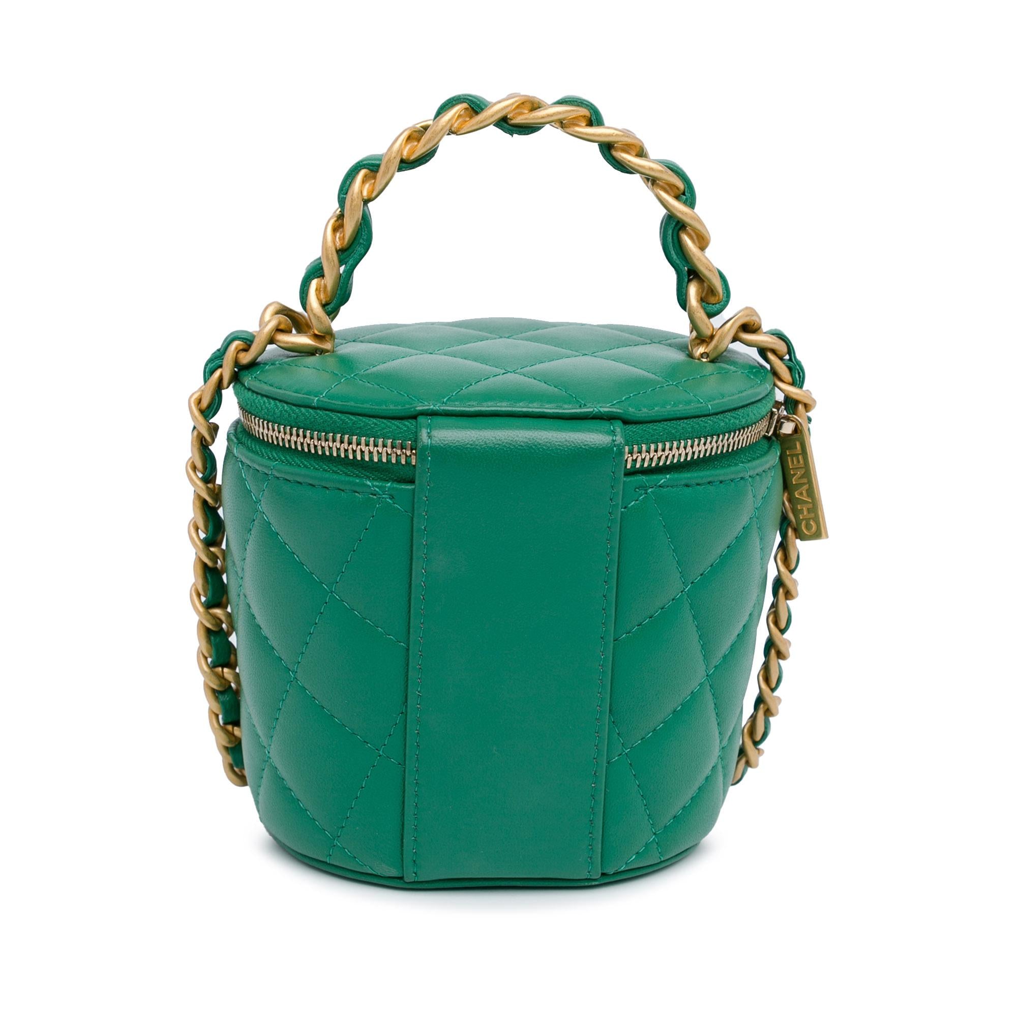 Chanel Quilted Lambskin Afternoon Tea Vanity Case with Chain (SHG-mCCkay)