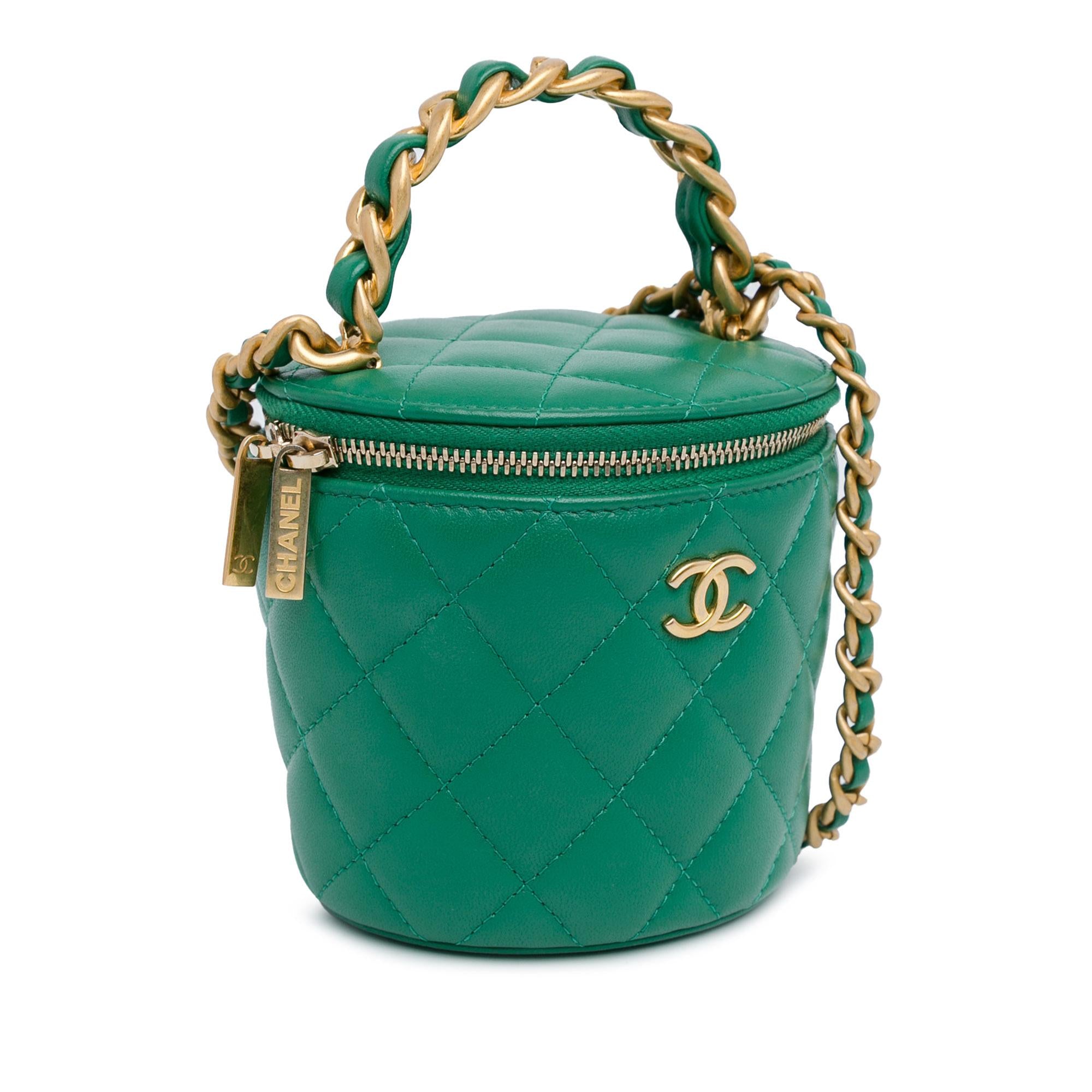 Chanel Quilted Lambskin Afternoon Tea Vanity Case with Chain (SHG-mCCkay)