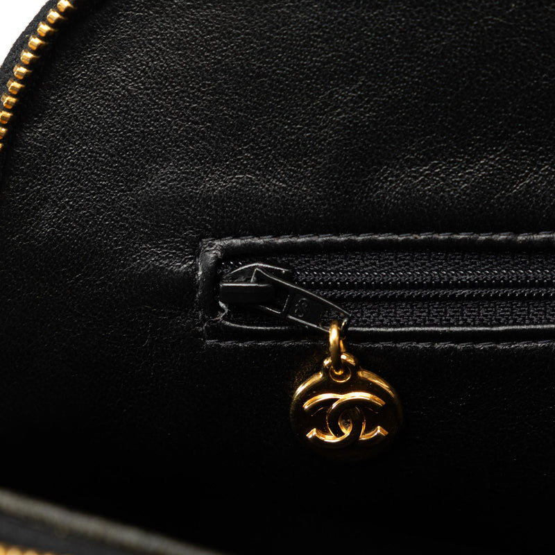 Chanel Quilted Lambskin Dome Shoulder Bag (SHG-BDgoe5)