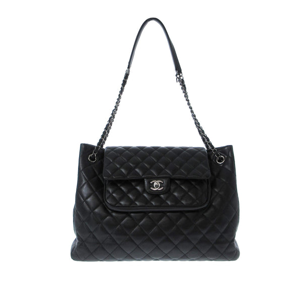 Chanel Quilted Lambskin Front Flap Pocket Tote (SHG-E6UxjU)