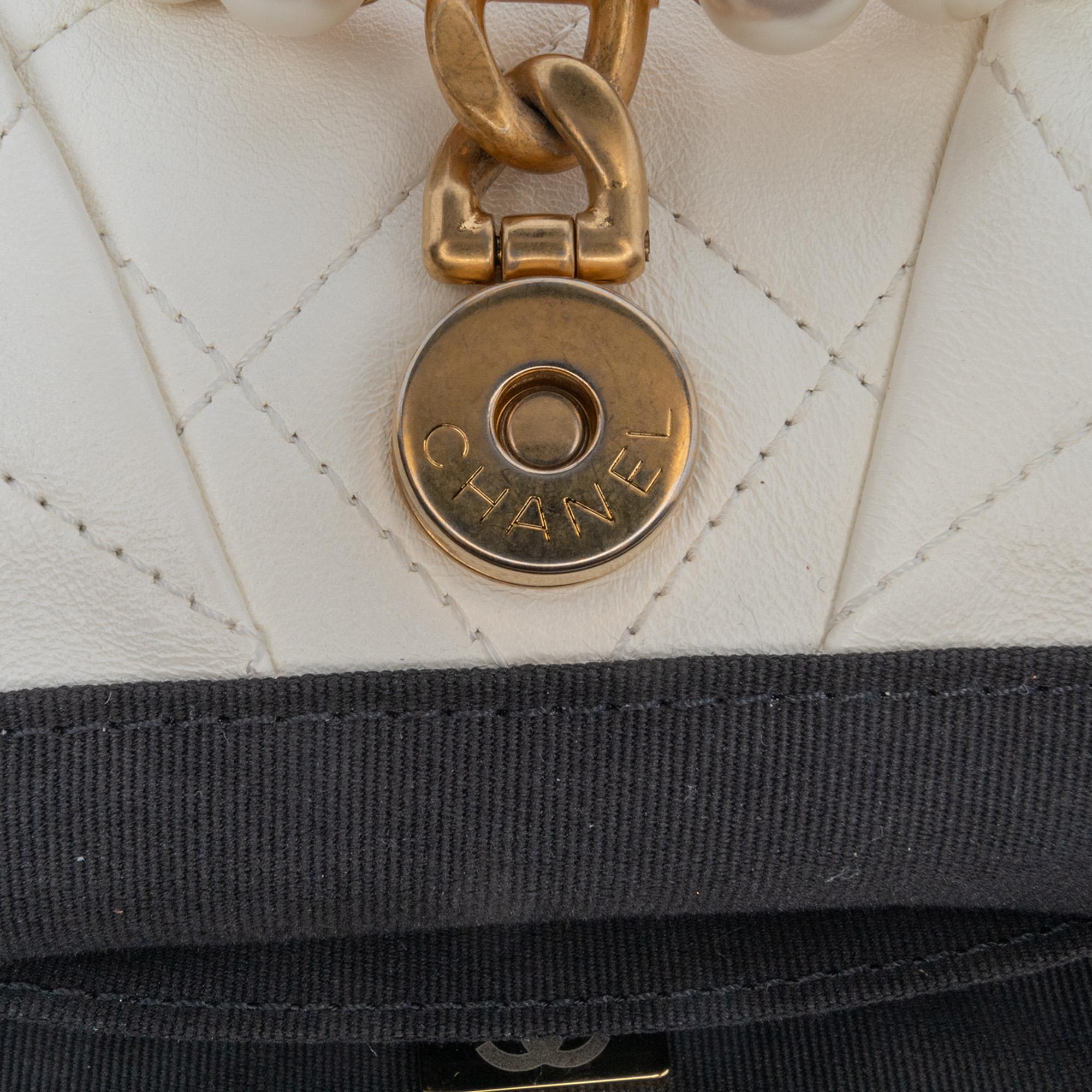 Chanel Quilted Lambskin Pearl Crown Handle Clutch Bag