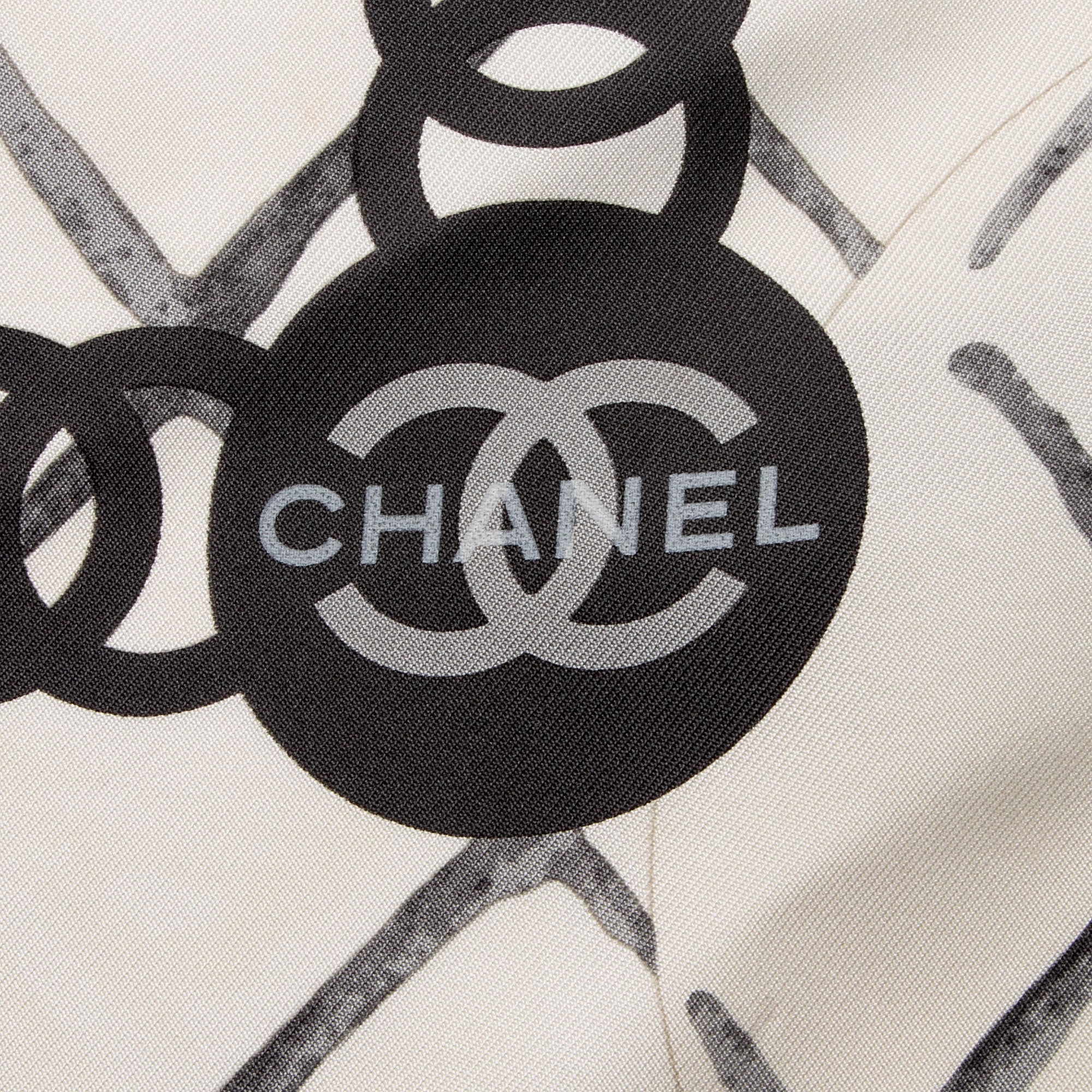 Chanel Silk Camellia CC Square Scarf (SHF-uNAJam)