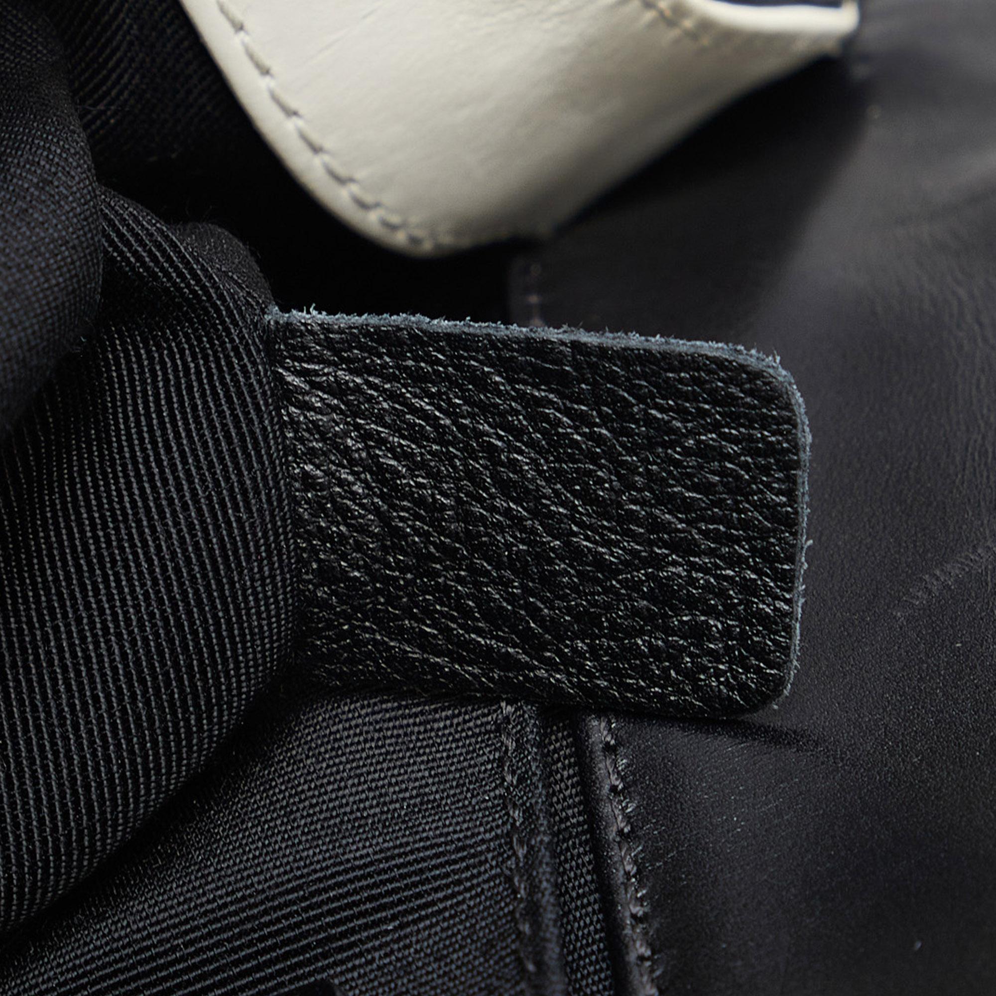 Chanel Small Bicolor Boy (SHG-XPEOTW)