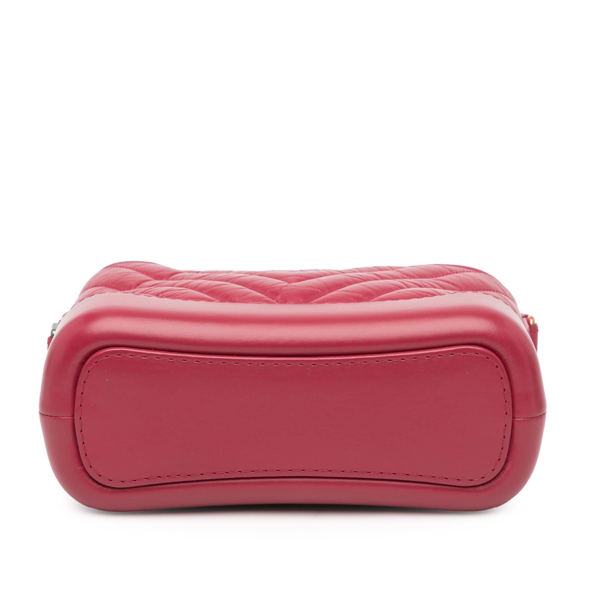 Chanel Small Chevron Aged Calfskin Gabrielle Crossbody (SHG-ncshqx)