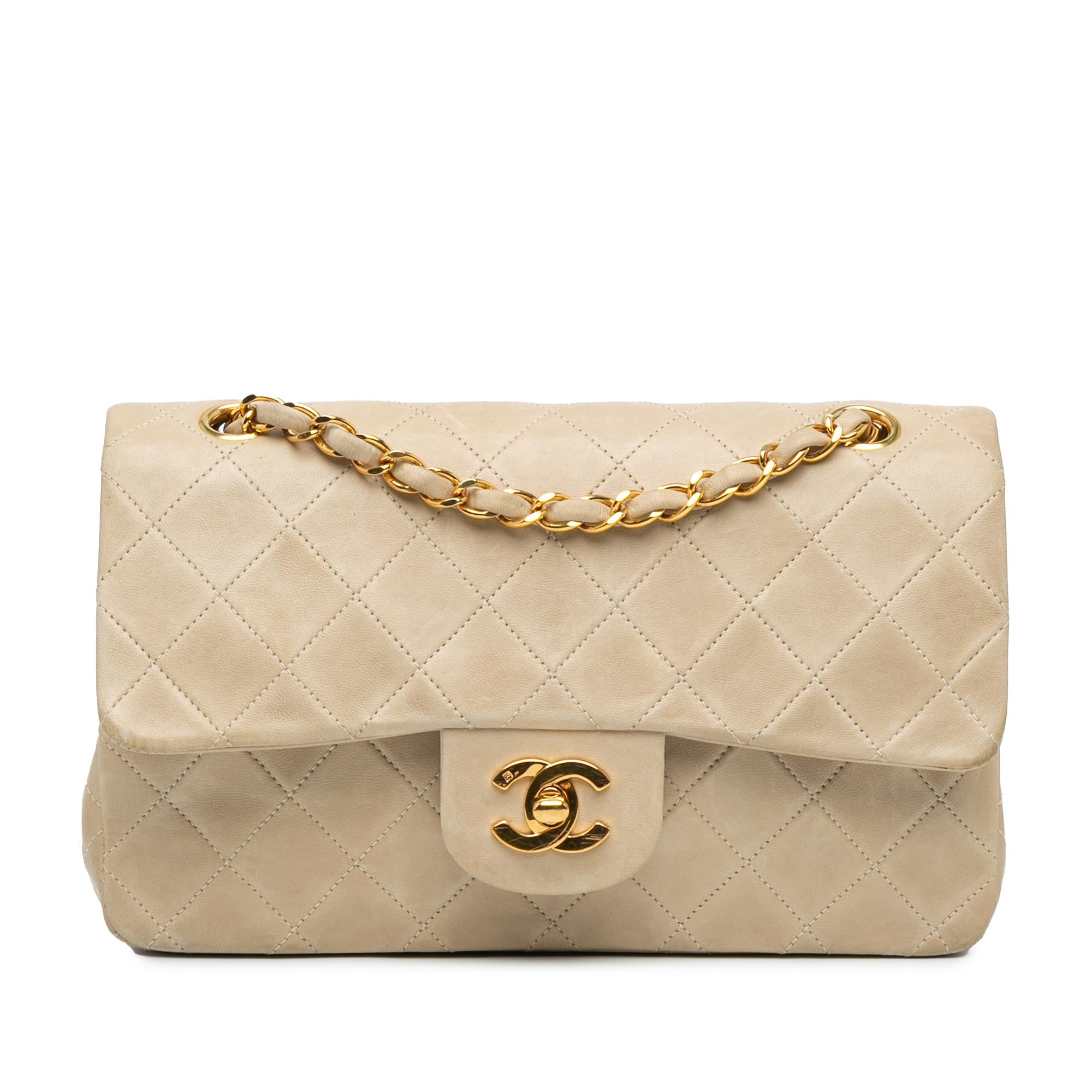 Chanel Small Classic Lambskin Double Flap (SHG-1zFtgm)