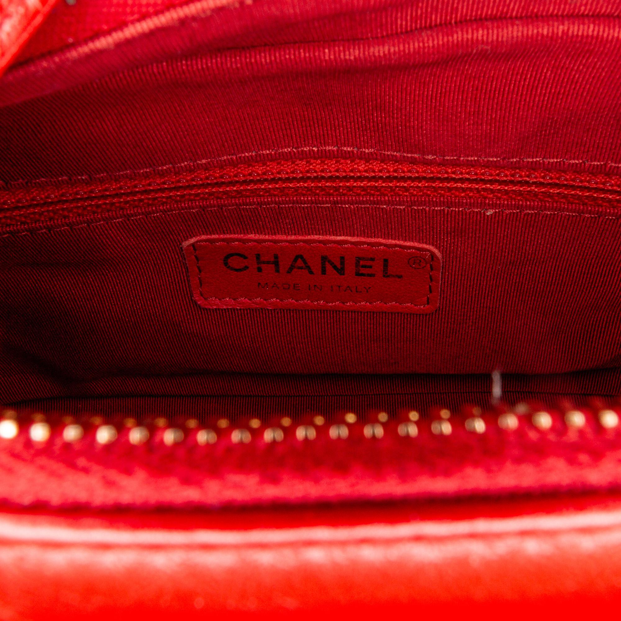 Chanel Small Lambskin Gabrielle Crossbody Bag (SHG-TuxocS)