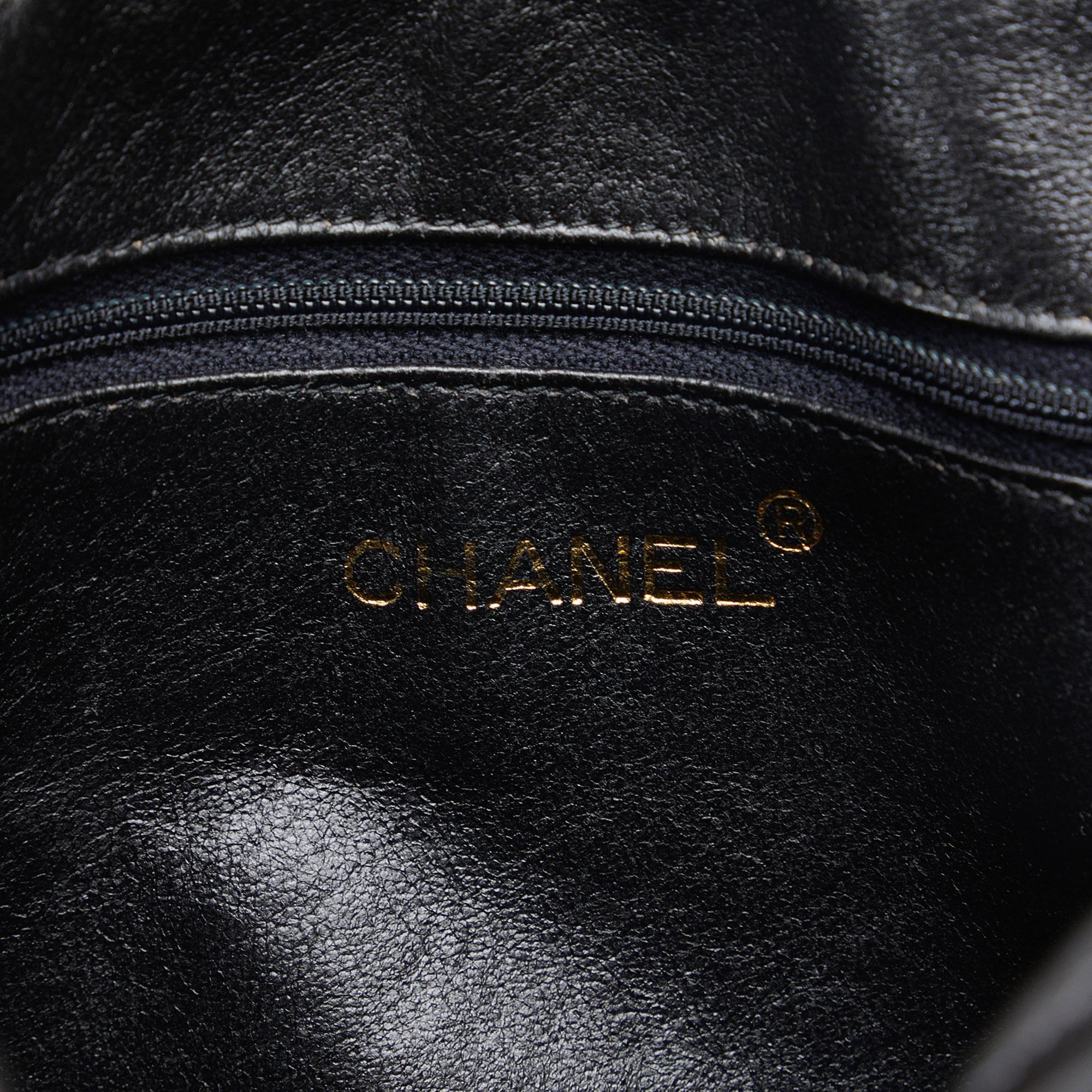 Chanel Triple CC Camera Bag (SHG-yxFbJV)